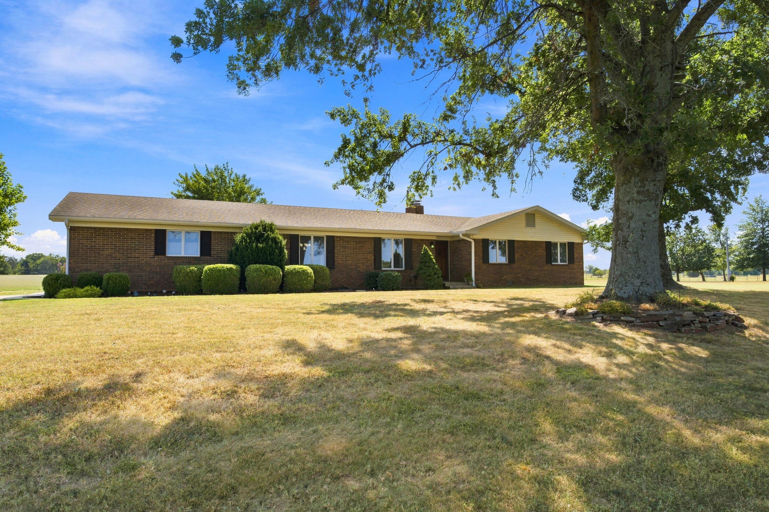 288 Farm Road 1120 — photo