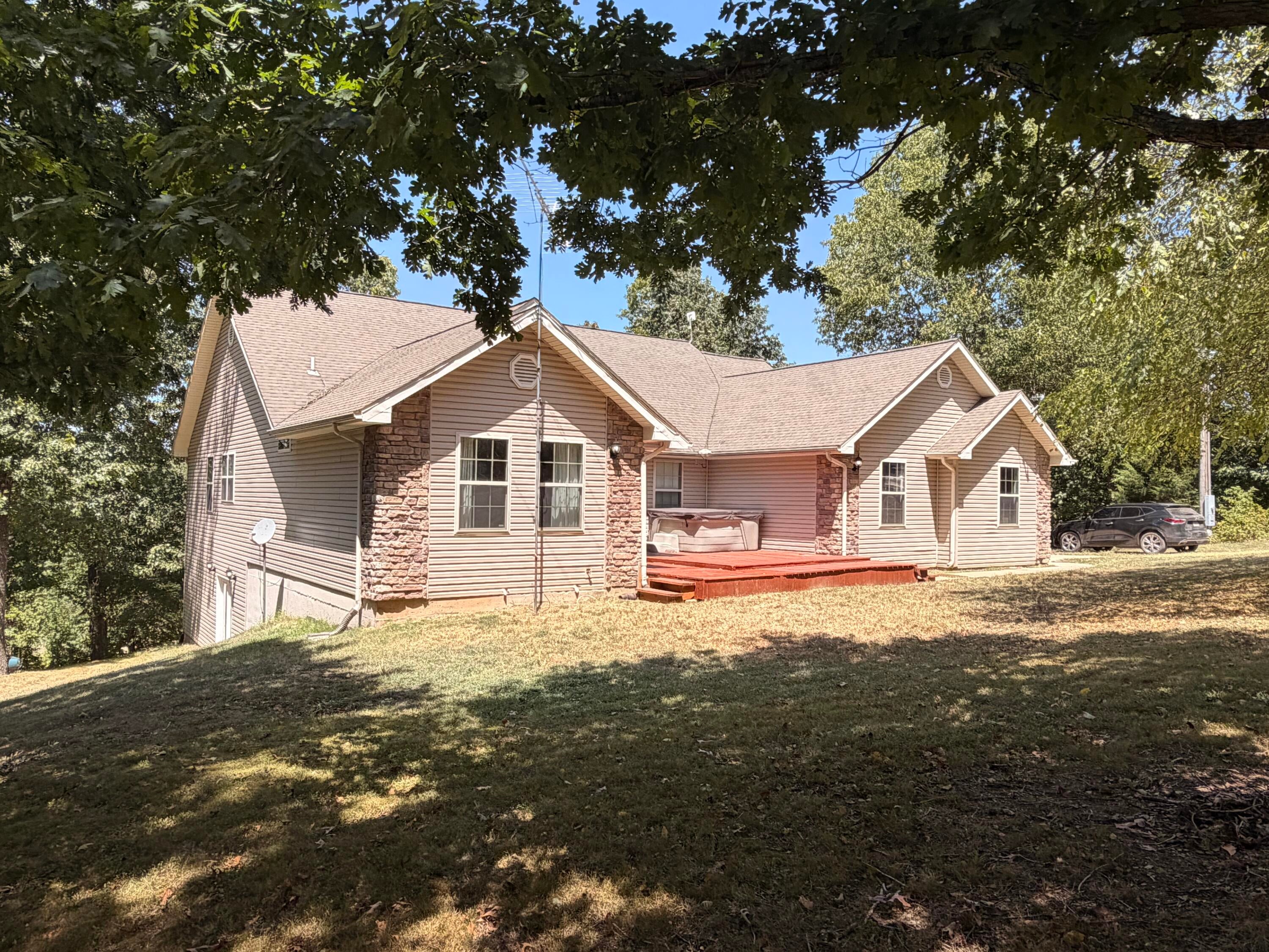 17675 Hazel Crest Lane — photo