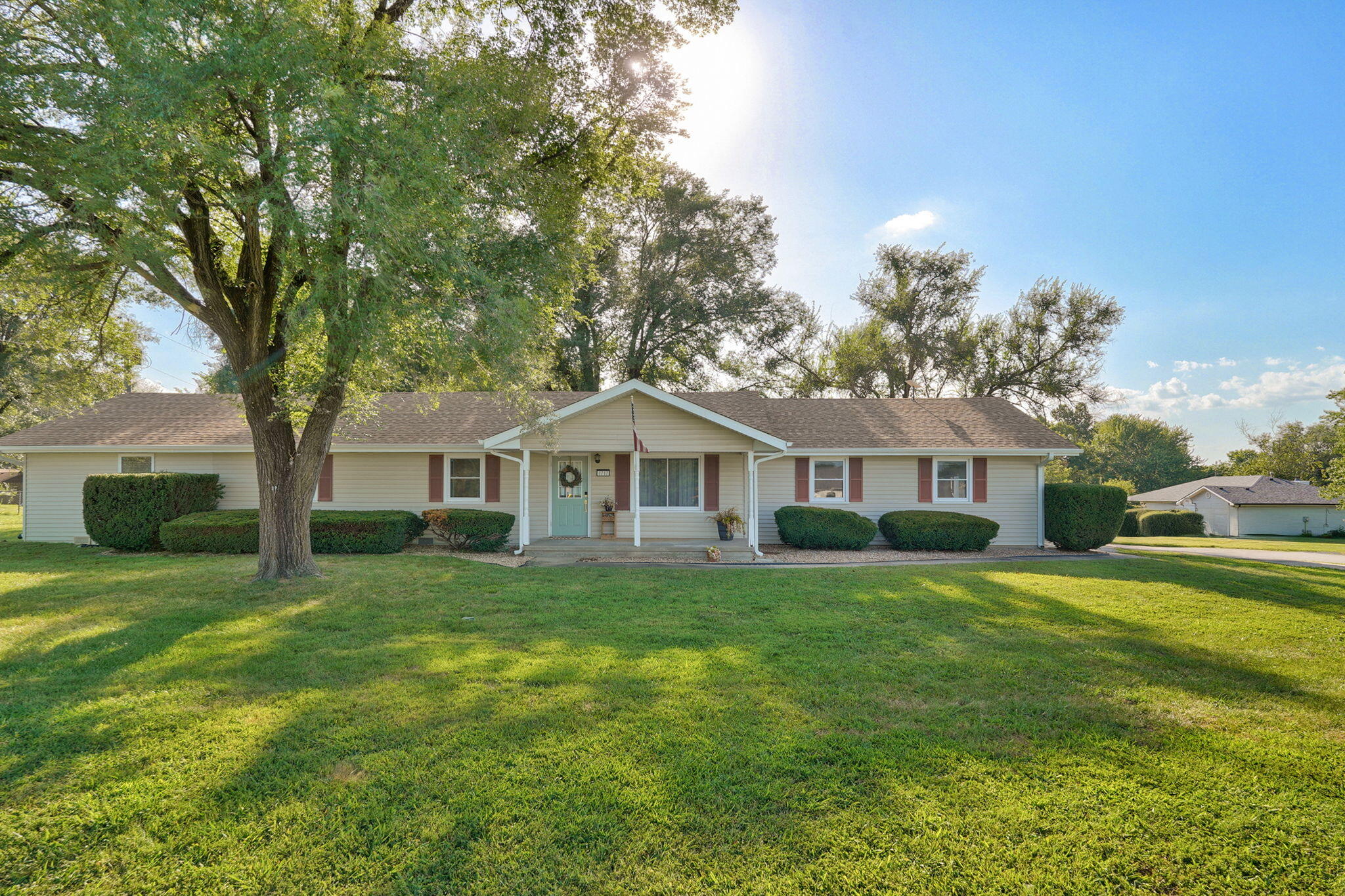 1717 N State Highway CC — photo
