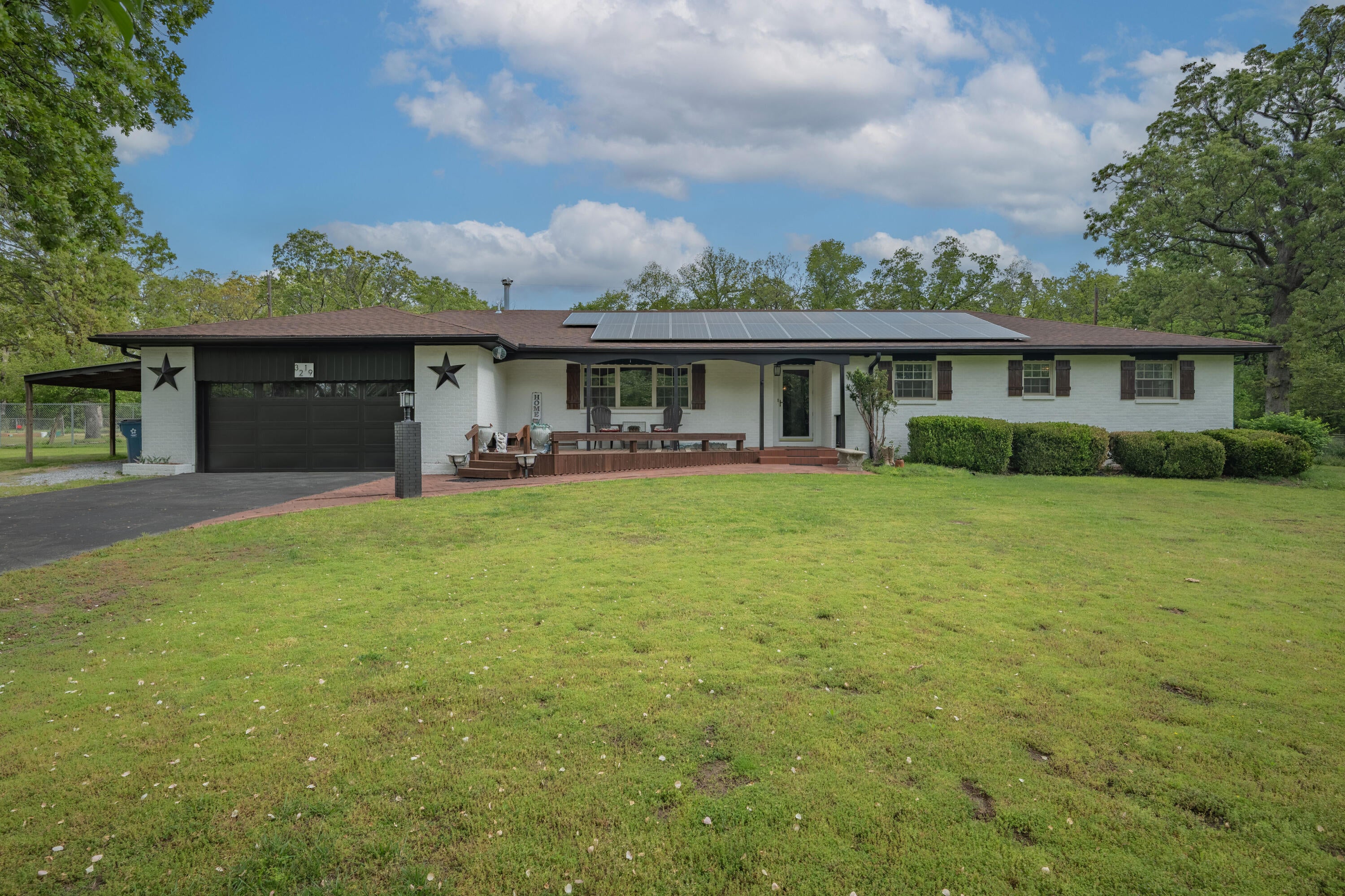 3219 Moorhead Drive — photo