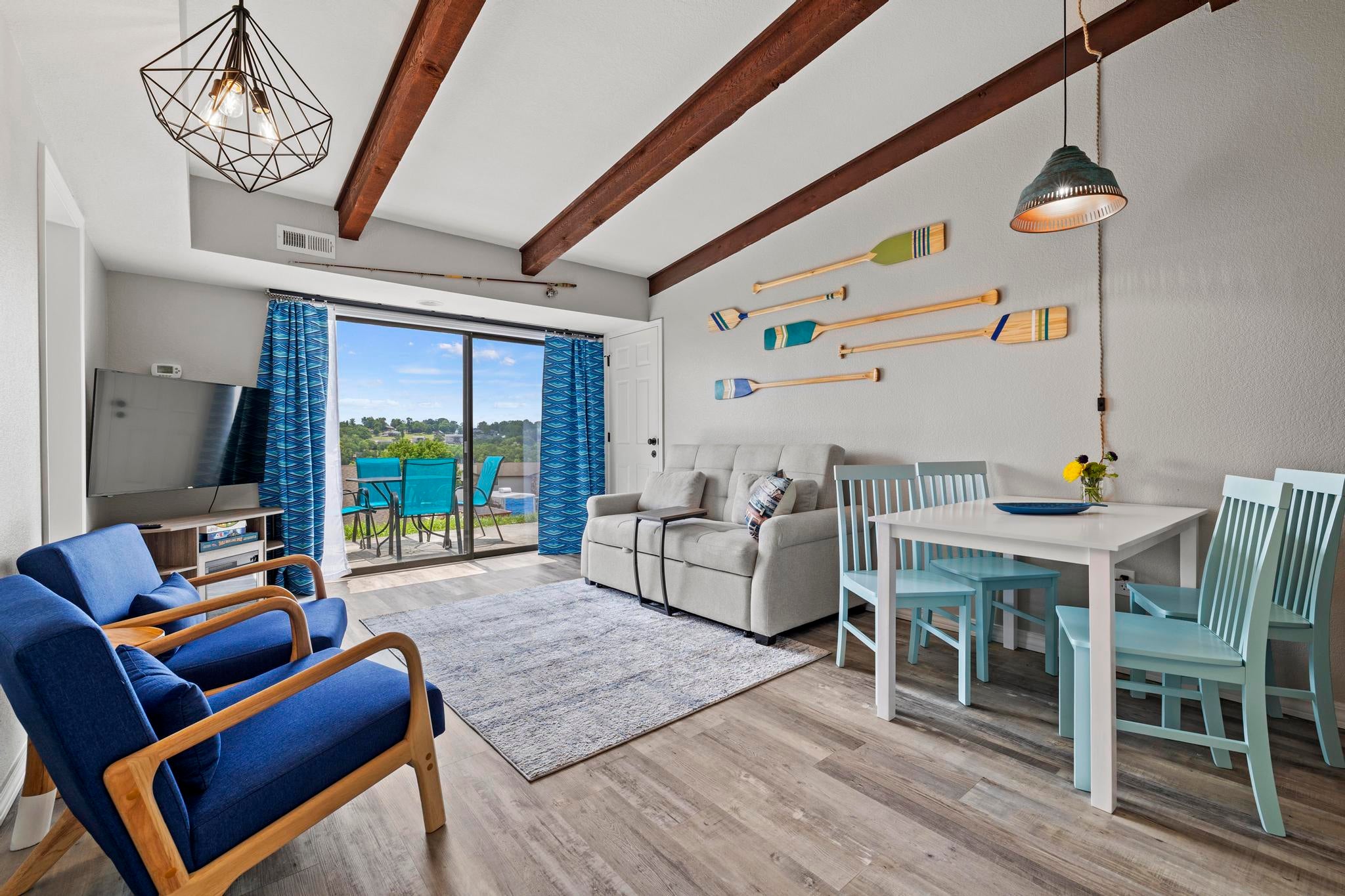 100 Getaway Circle 118, 119 — photo