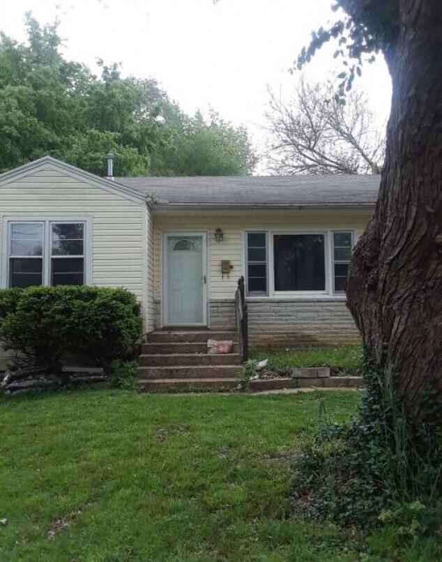 907 W Ildereen Court — photo