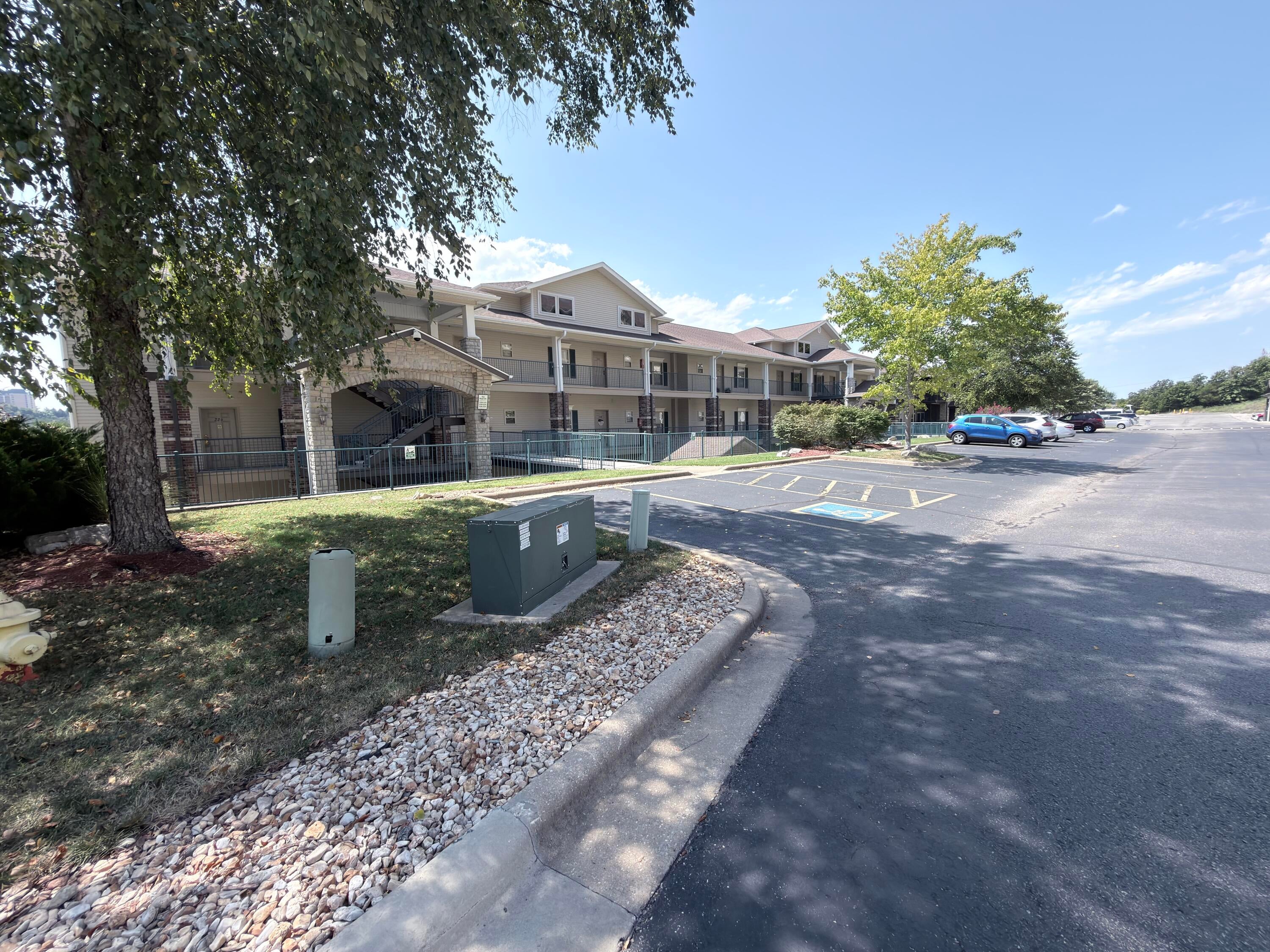 325 Majestic Drive 129 — photo