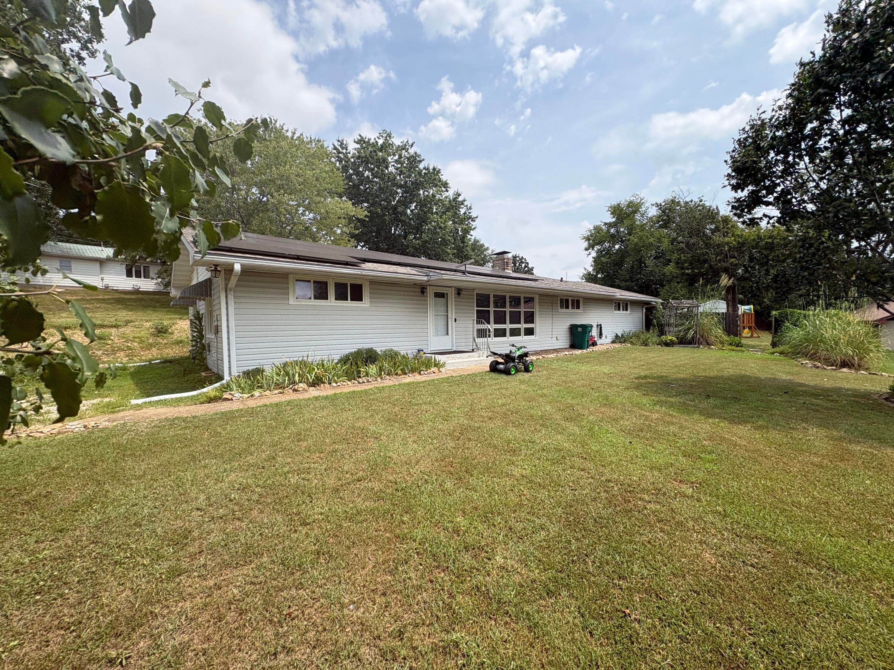 1020 Walnut Street — photo