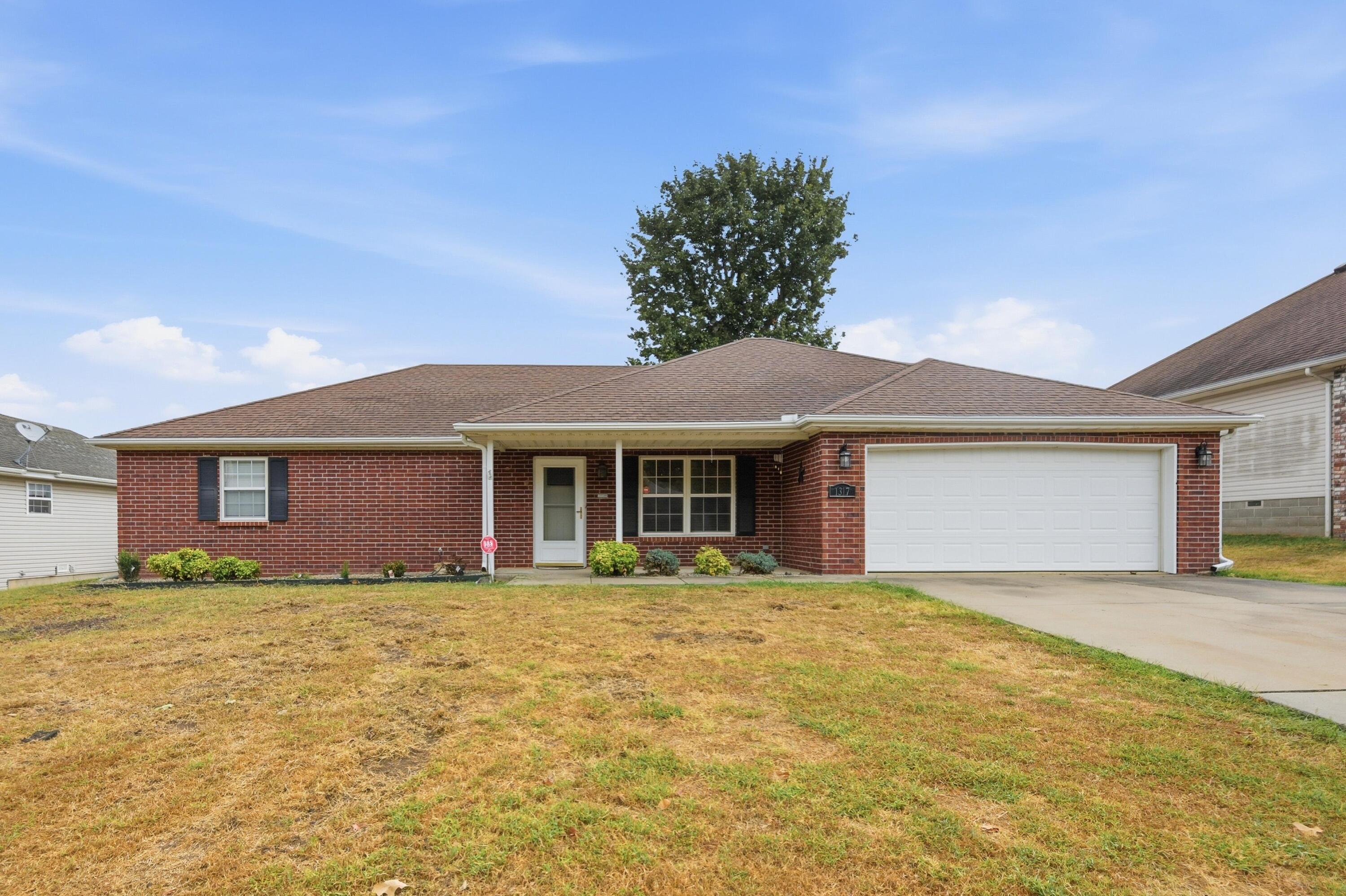 1317 Fox Ridge Lane — photo