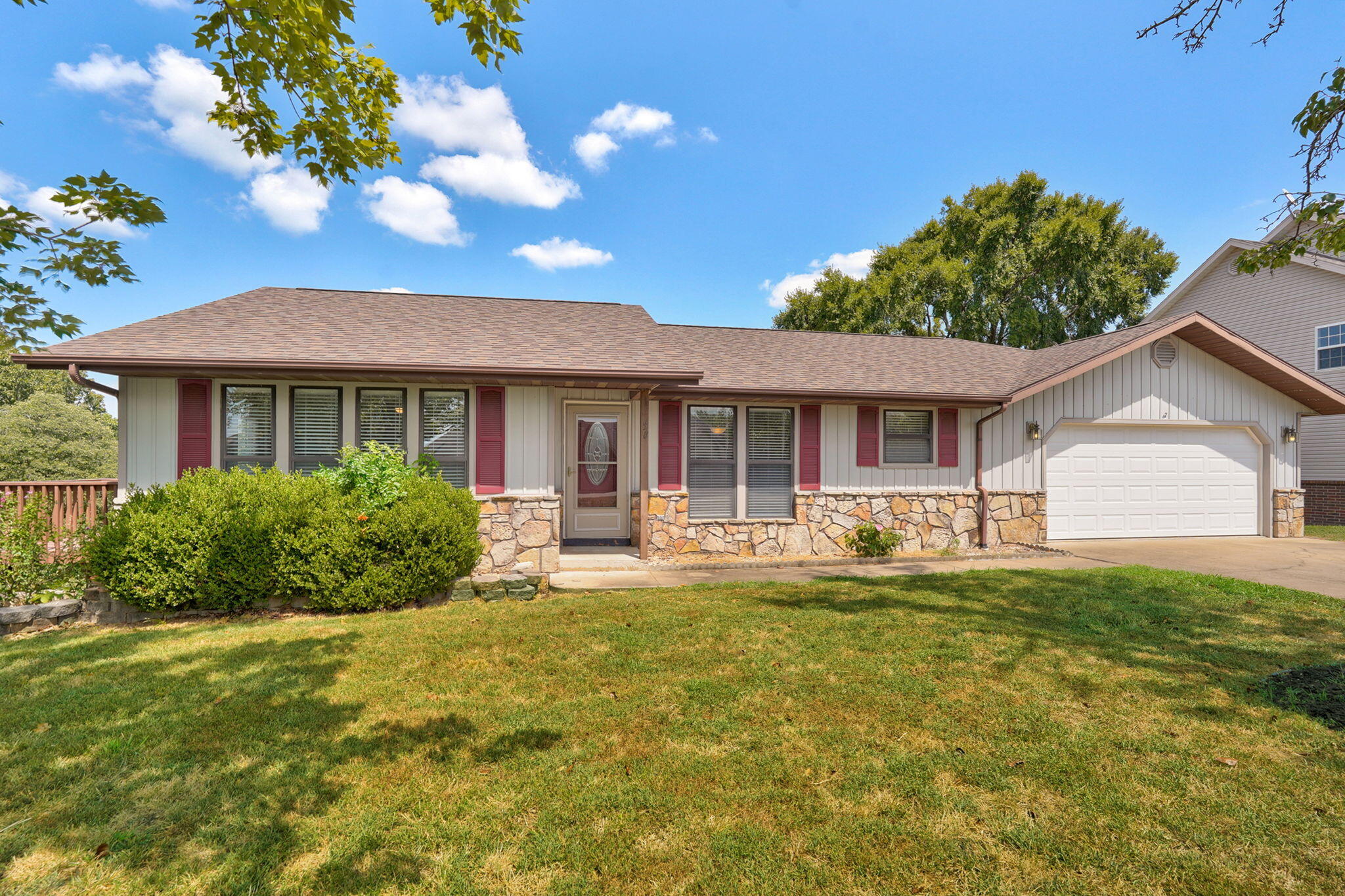 50 Irish Hills Boulevard — photo