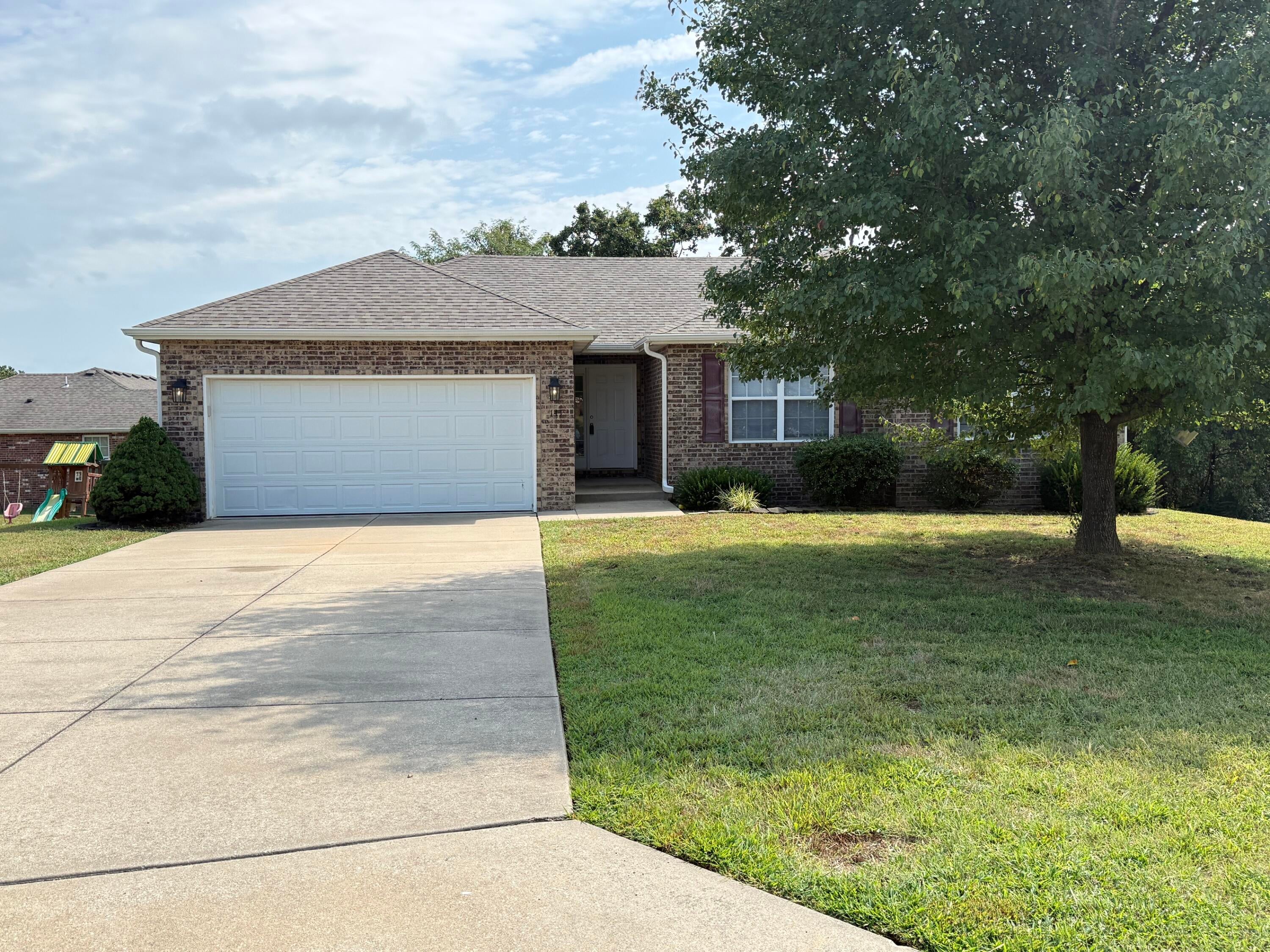 141 Jade Court — photo