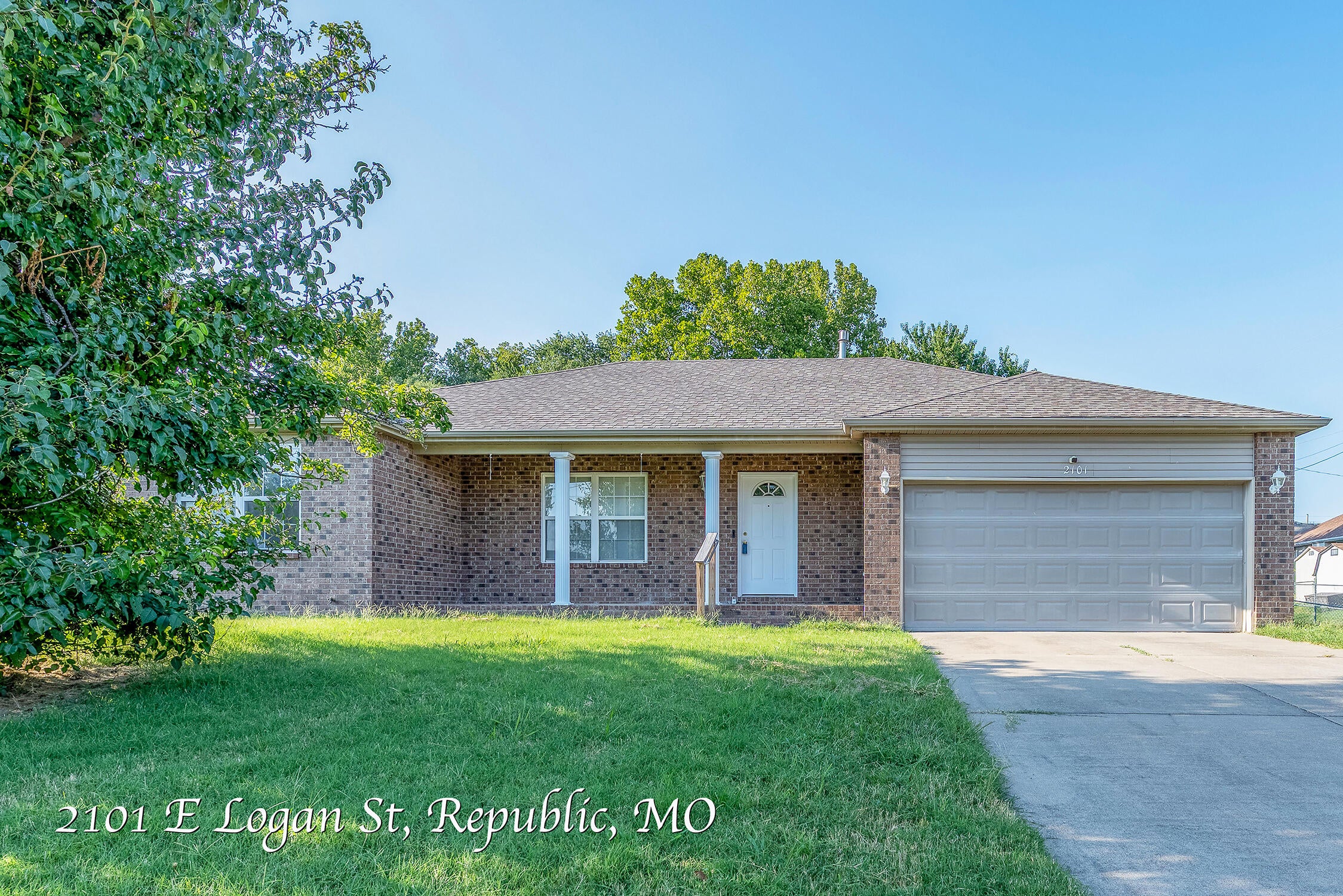 2101 E Logan Street — photo