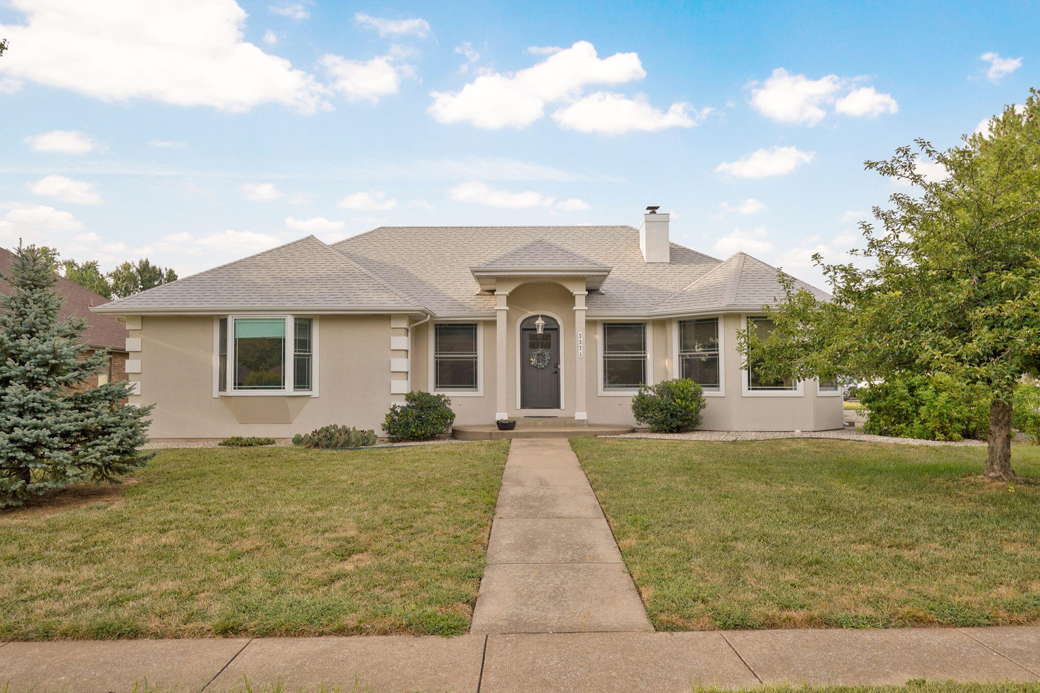 2371 W Allen Drive — photo