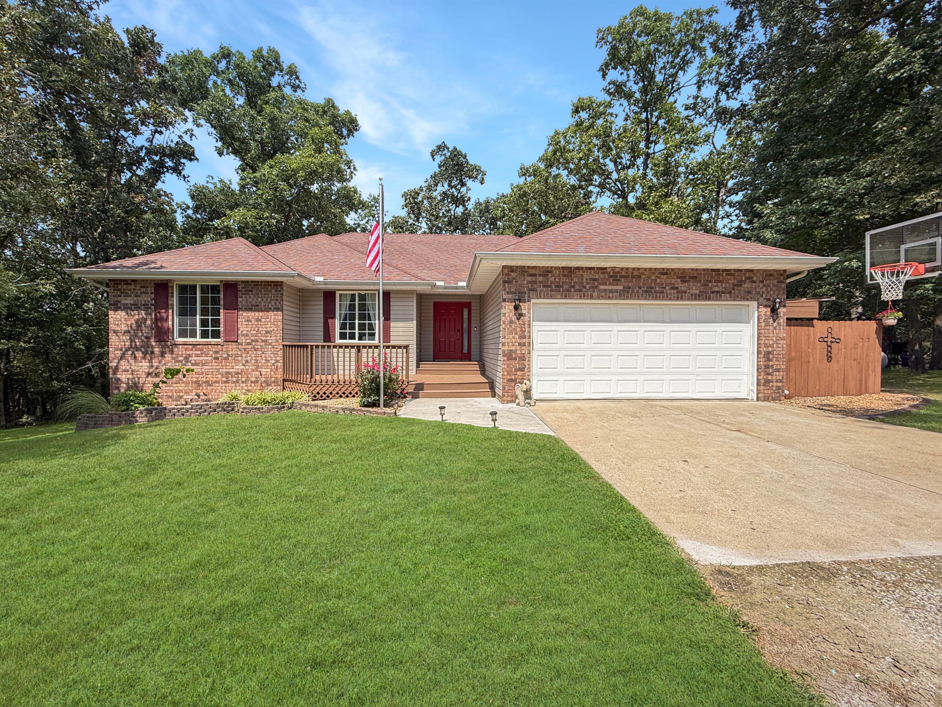 113 Hidden Valley Drive — photo