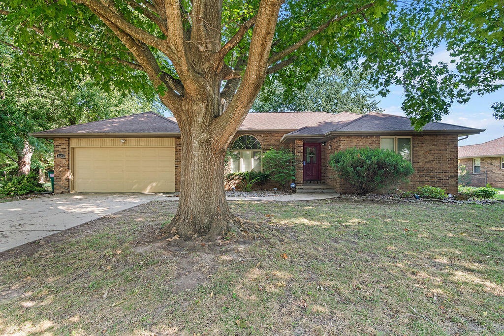 6863 W Cactus Street — photo
