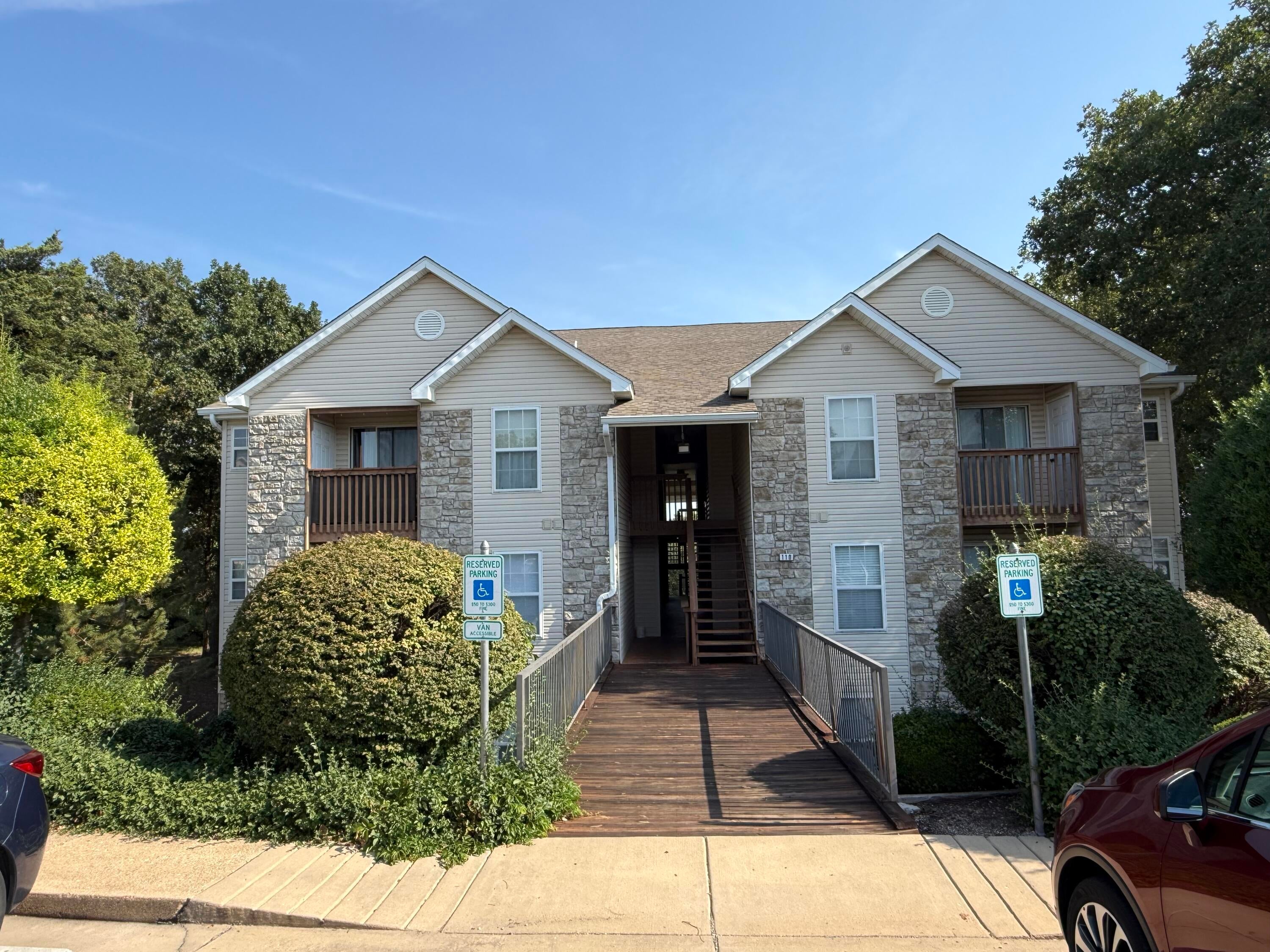 110 Vixen Circle B — photo