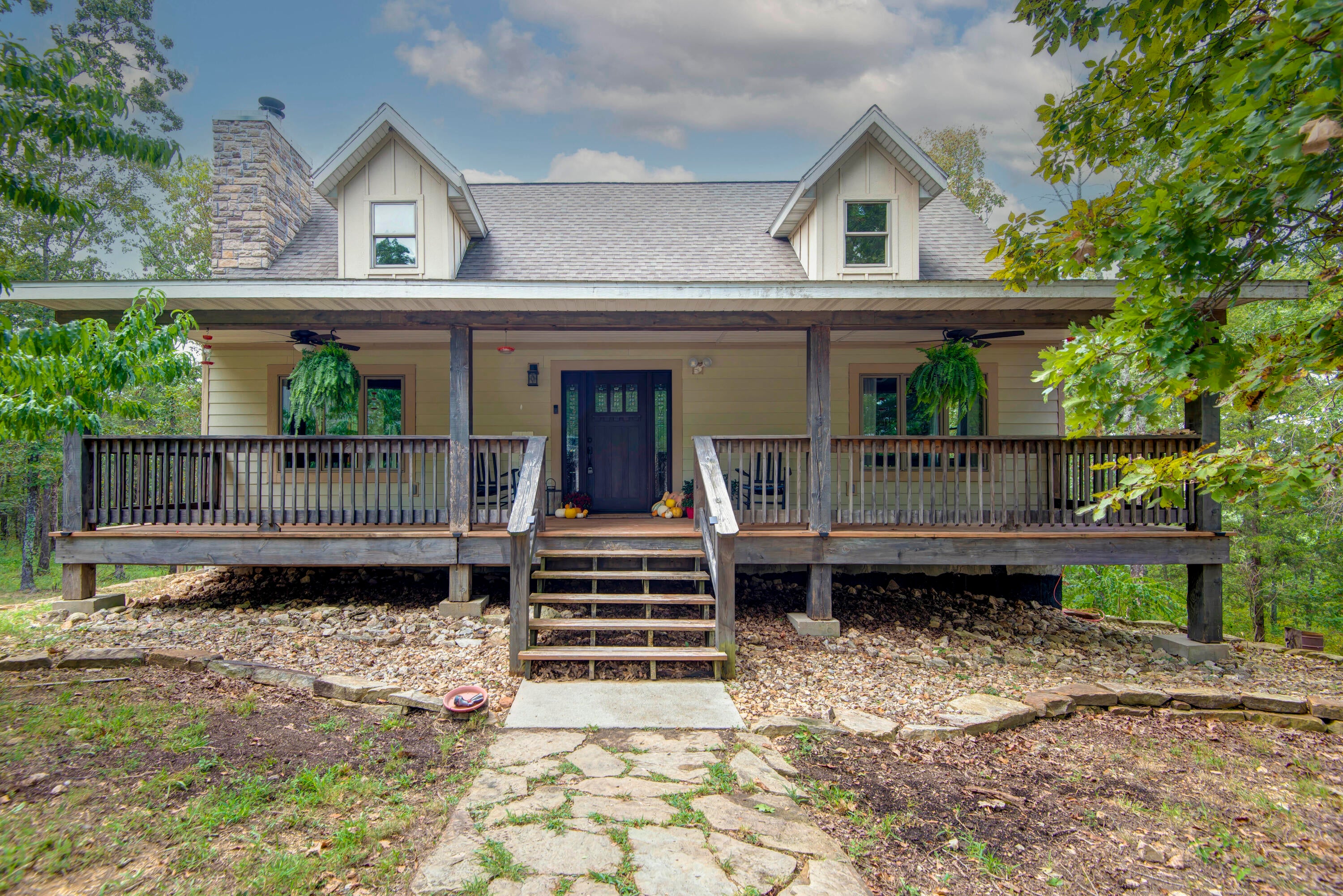 511 Timberlane Drive — photo