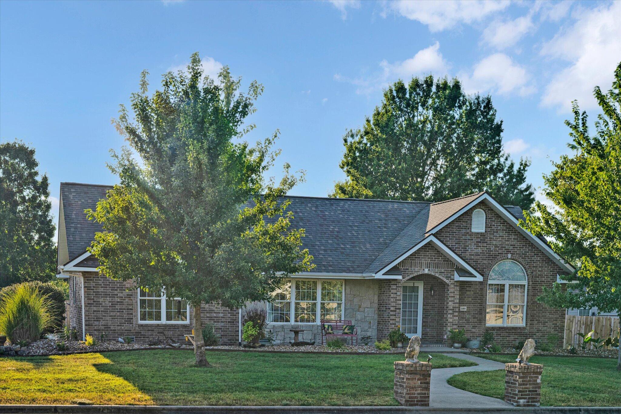 1485 S Village Lane — photo