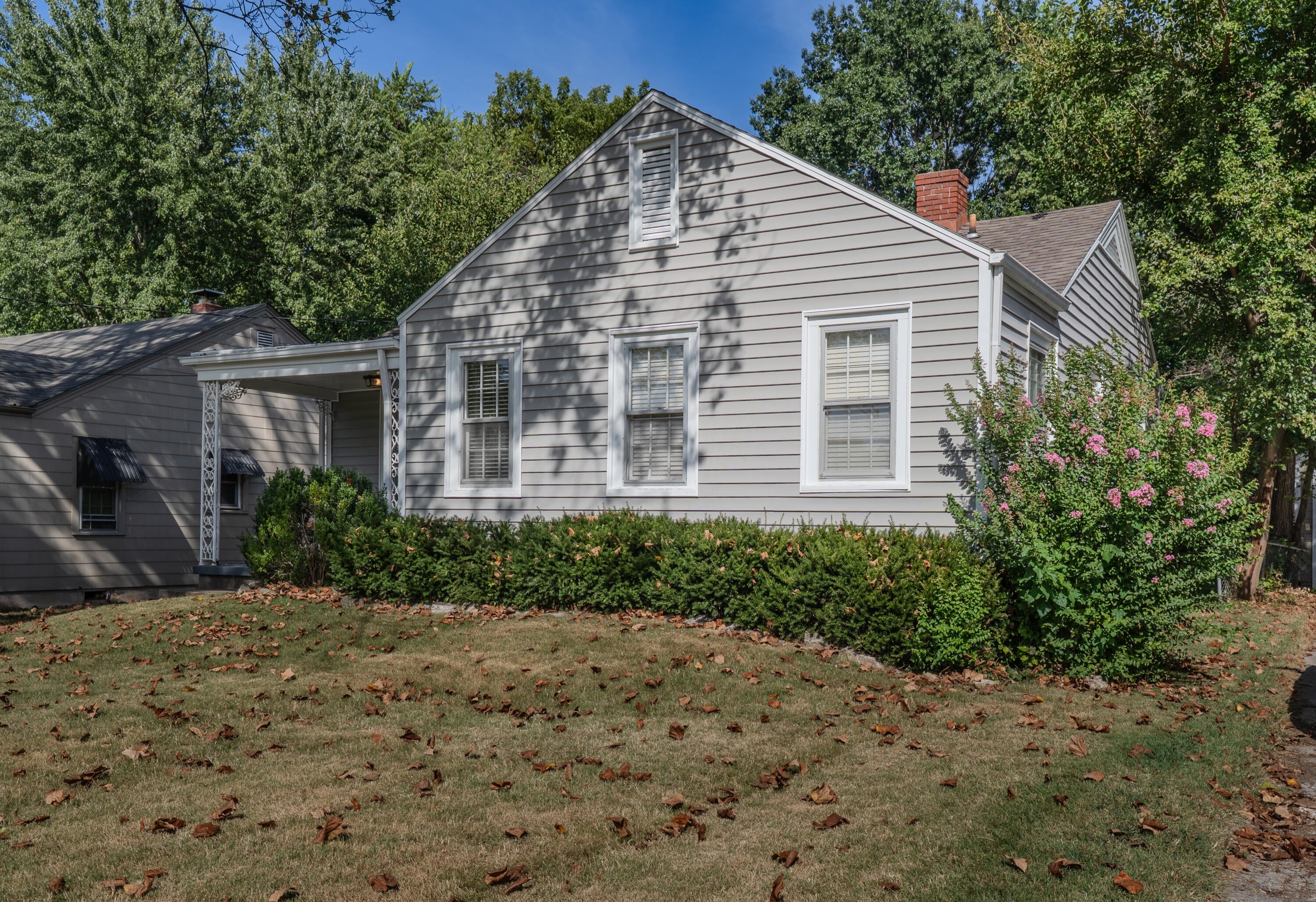 1514 S Kickapoo Avenue, Springfield, MO 65804 — photo 2