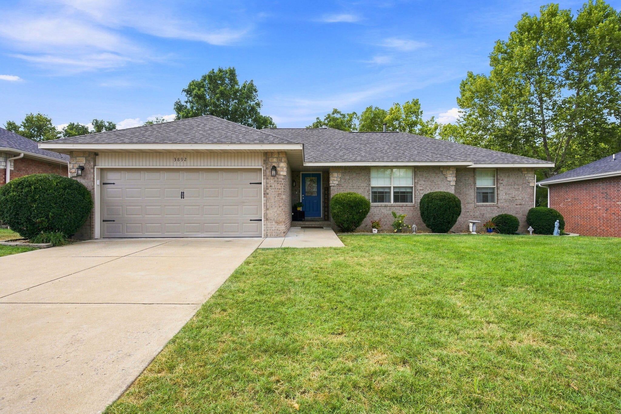 3892 W Parkridge Circle — photo