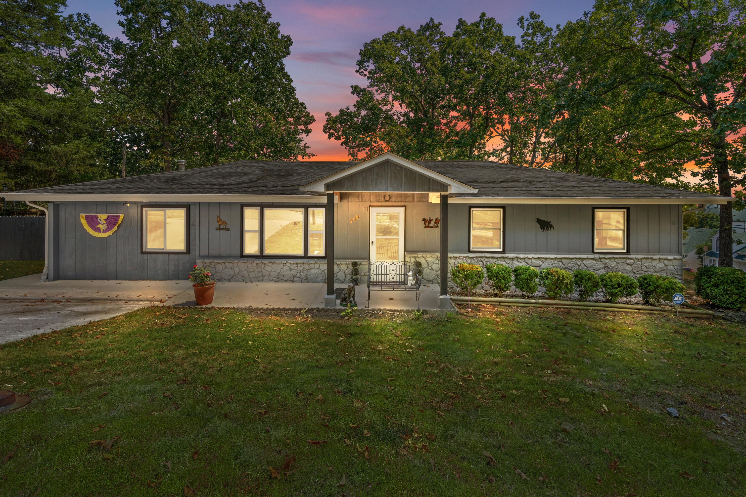 308 Erie Street — photo