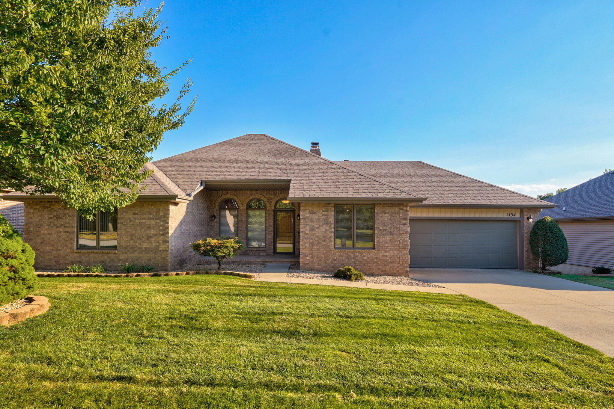 1134 W Pheasant Run Street — photo