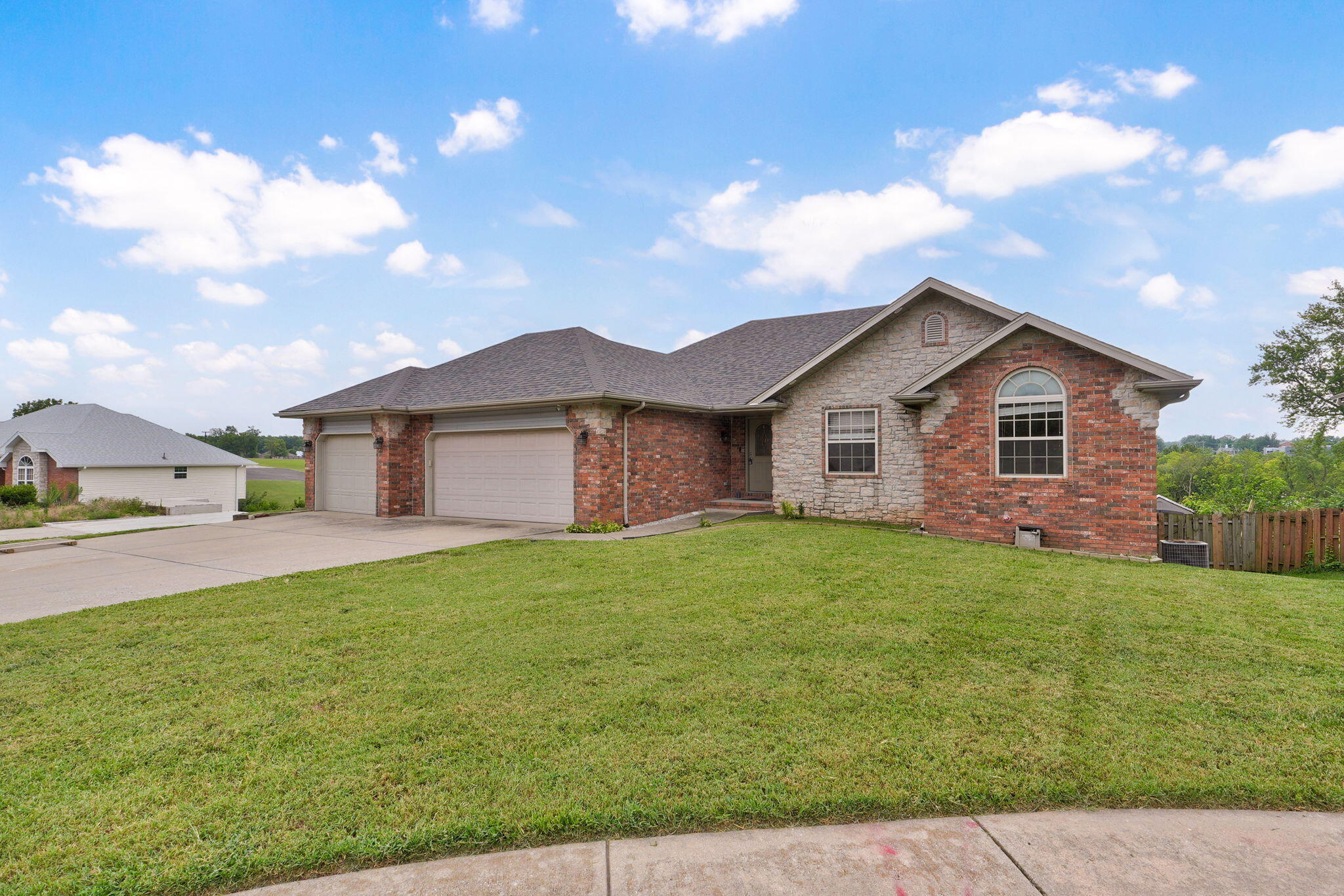 3582 N Thistlewood Court — photo