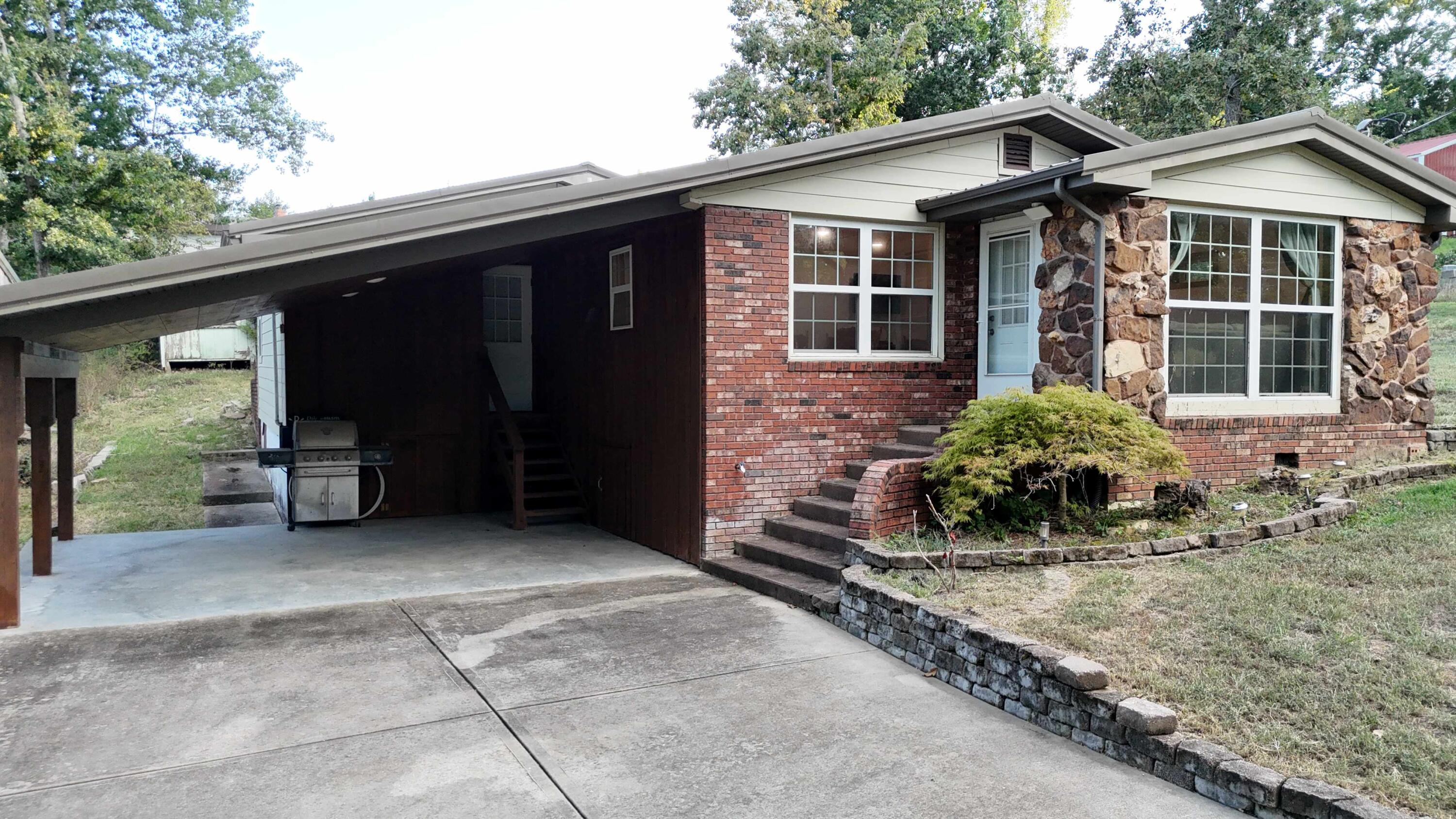 21865 Lake Road M-12 — photo