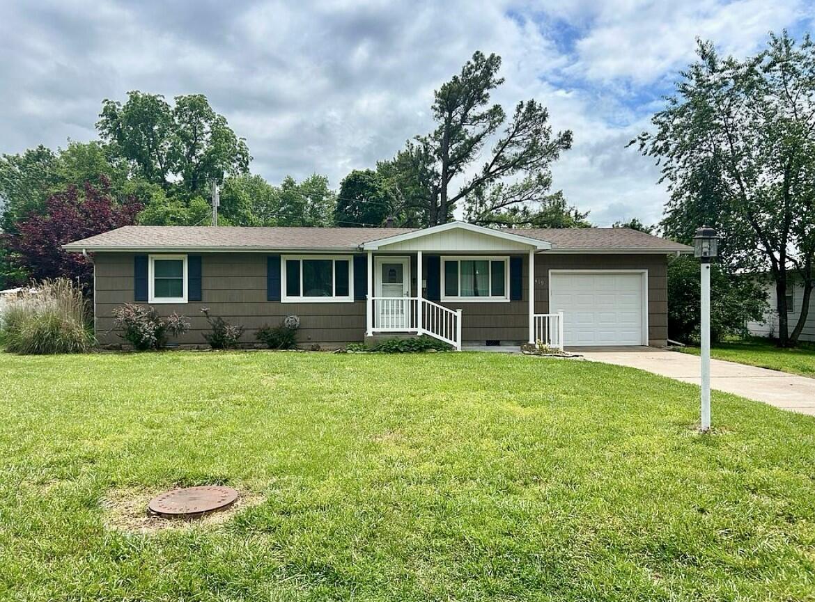 419 Davis Drive — photo