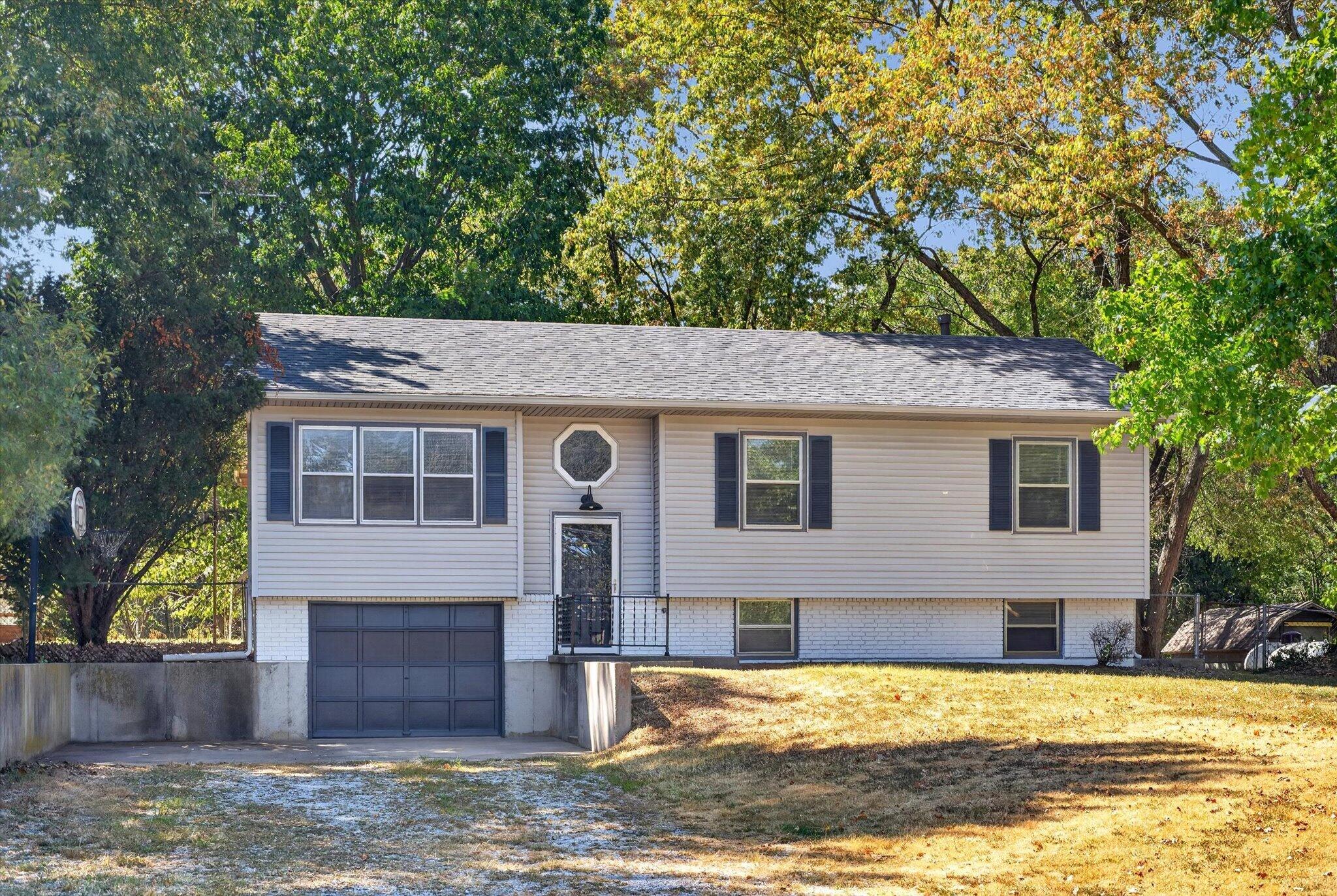 3406 S 201 Road — photo