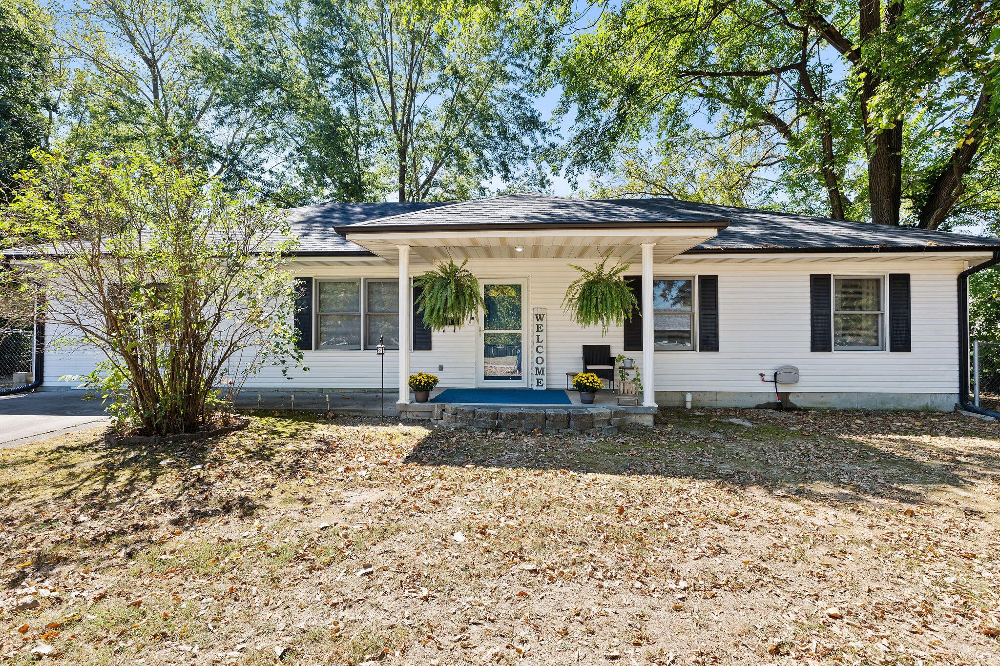 714 E Van Buren Street — photo