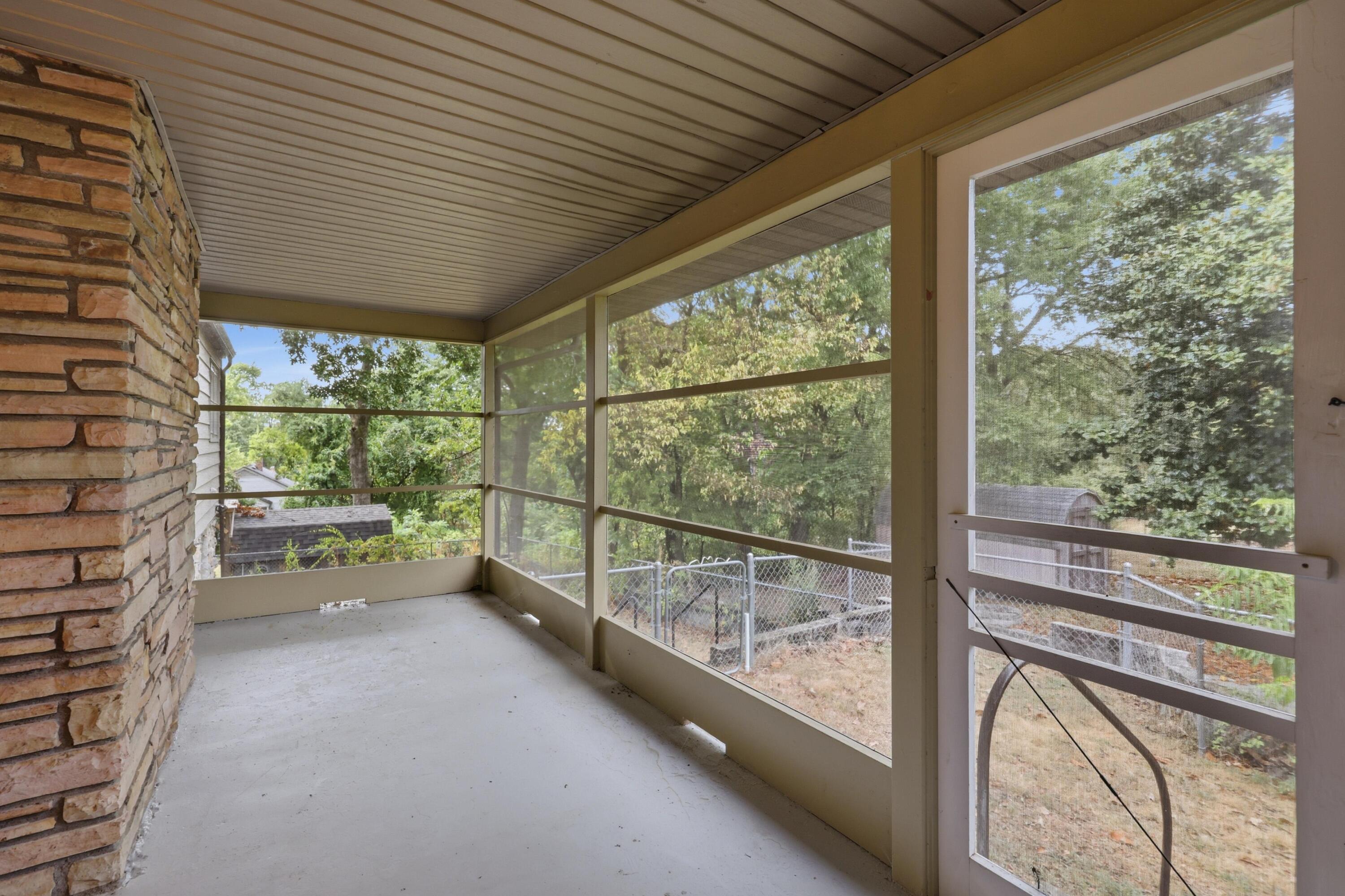 600 Walnut Drive — photo