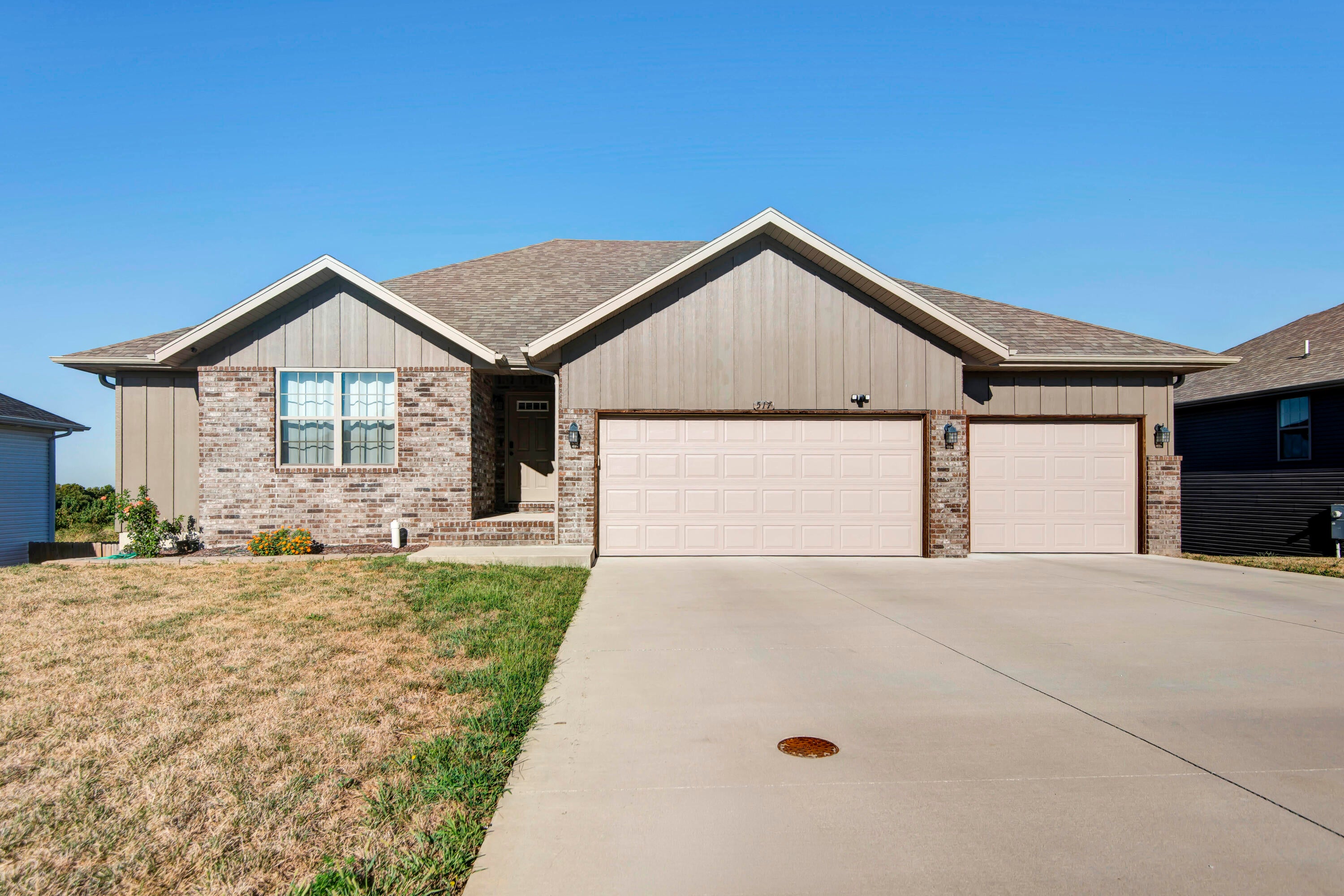 517 N Stella Court — photo