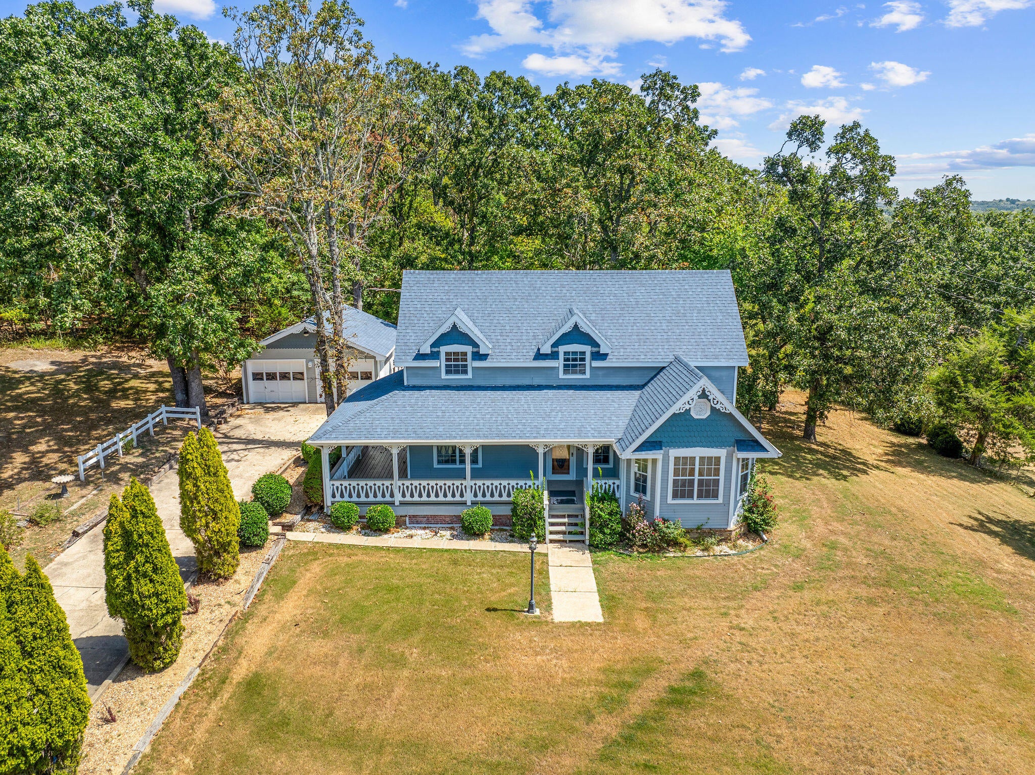 321 Valley Park Drive — photo
