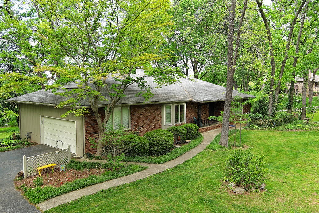 2615 E Melbourne Road — photo