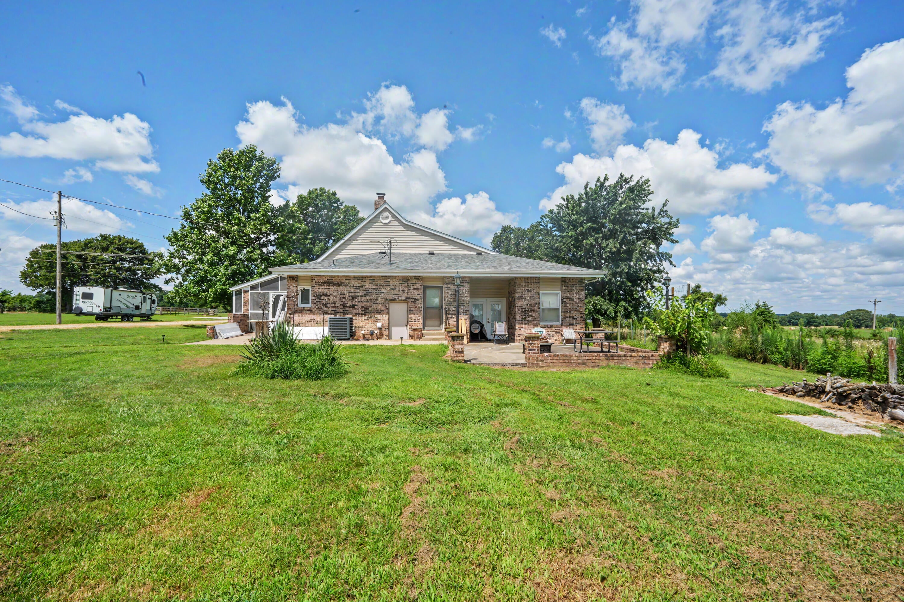 1114 Vermule Road — photo