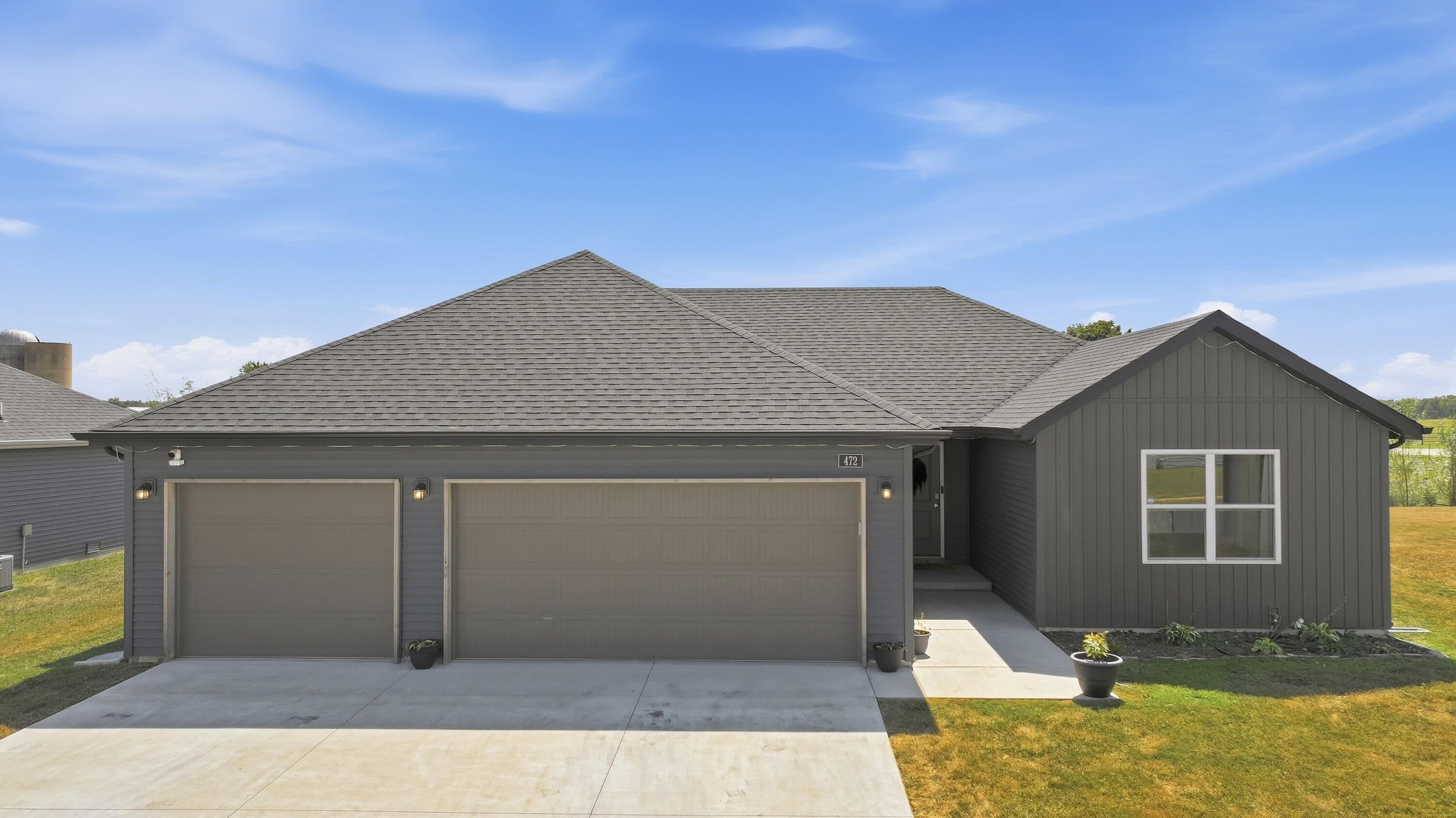 472 W Ledgestone Drive — photo