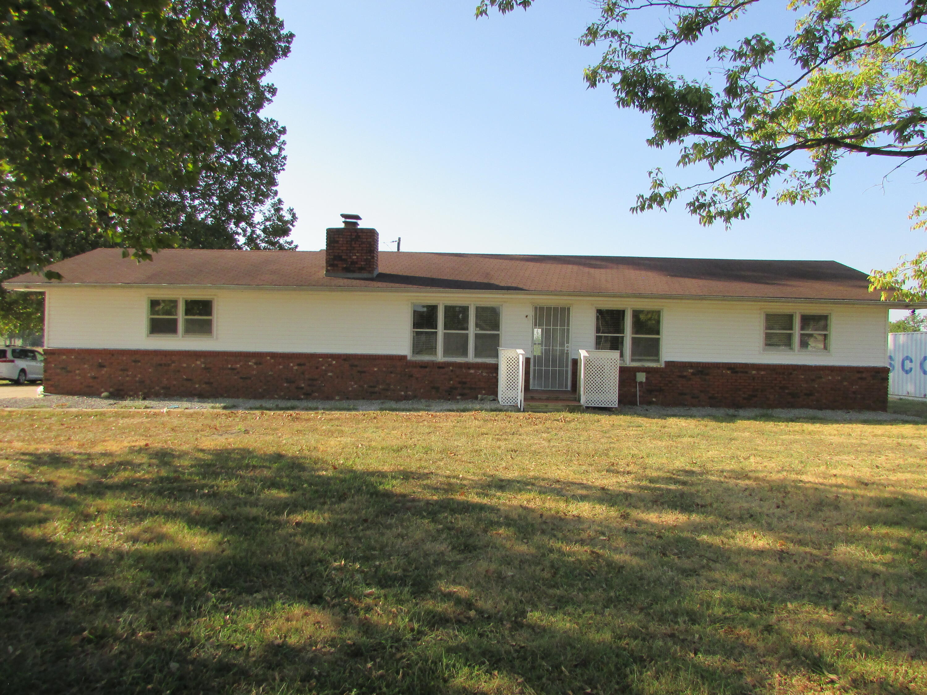 3250 E Hines Street — photo