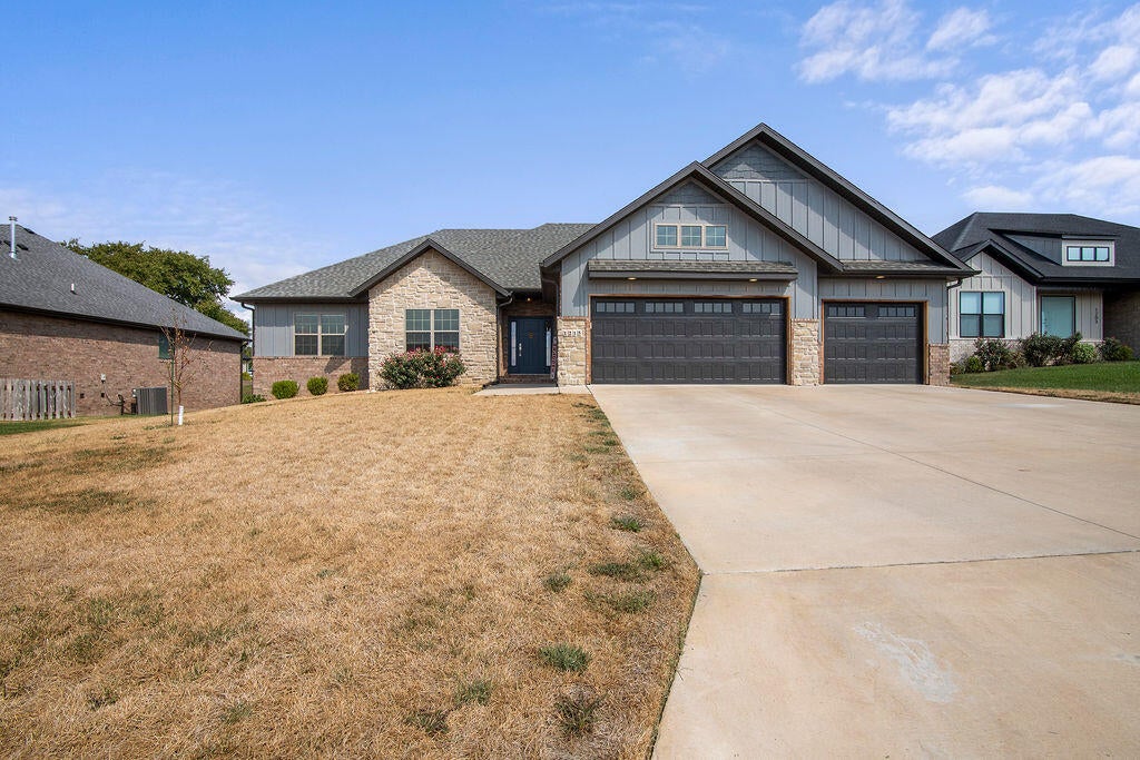 1215 W Sage Court — photo