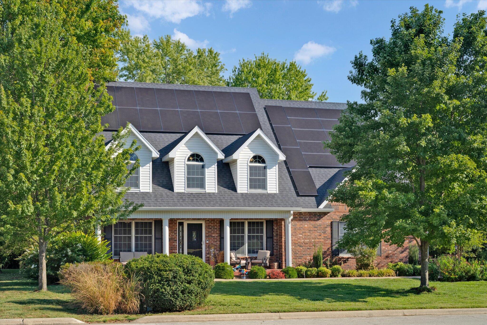 1611 Lakewood Drive — photo