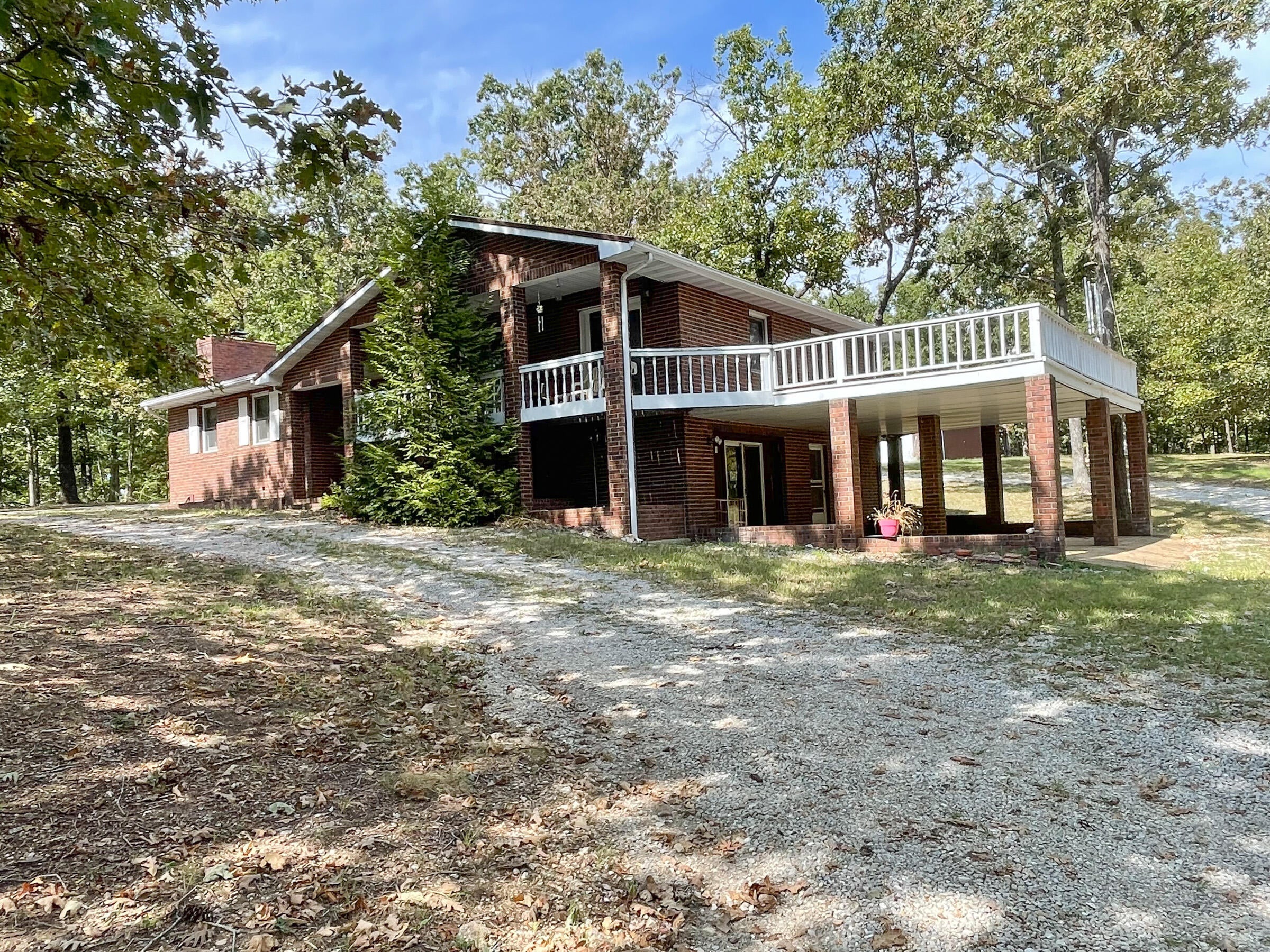 1218 Fox Circle Drive — photo
