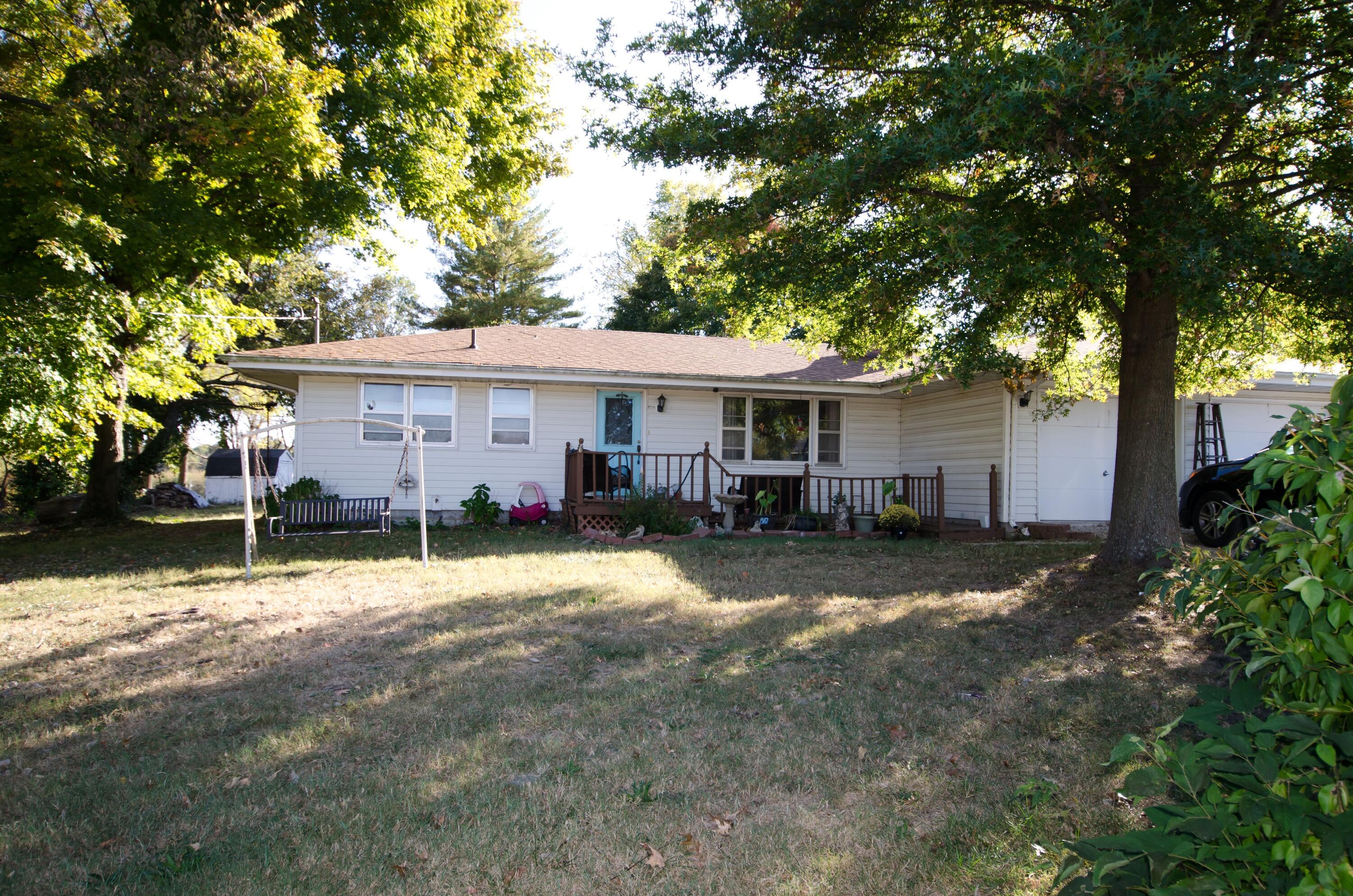 5248 W Farm Road 156 — photo