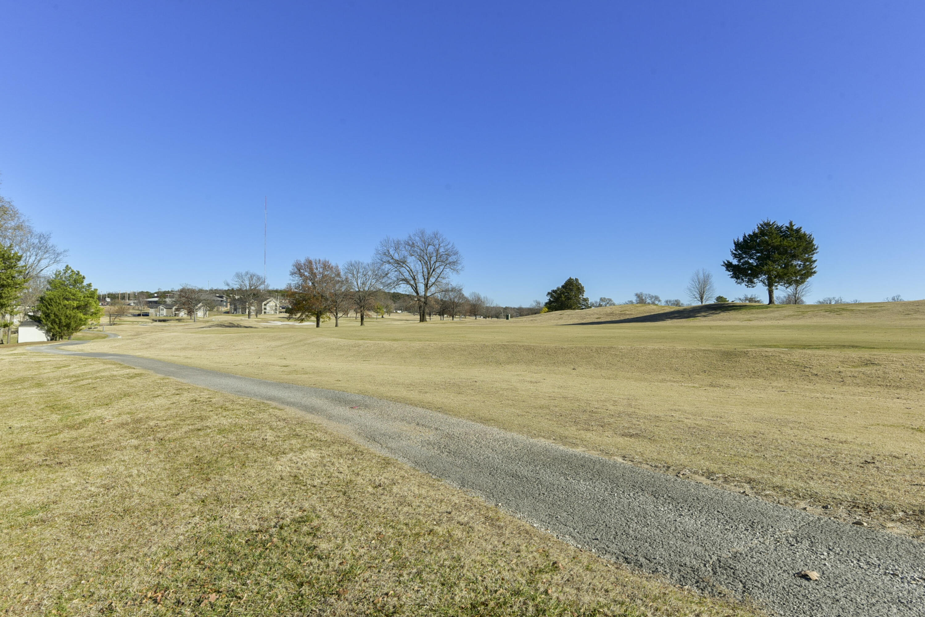 192 W Rockford Drive 4 — photo