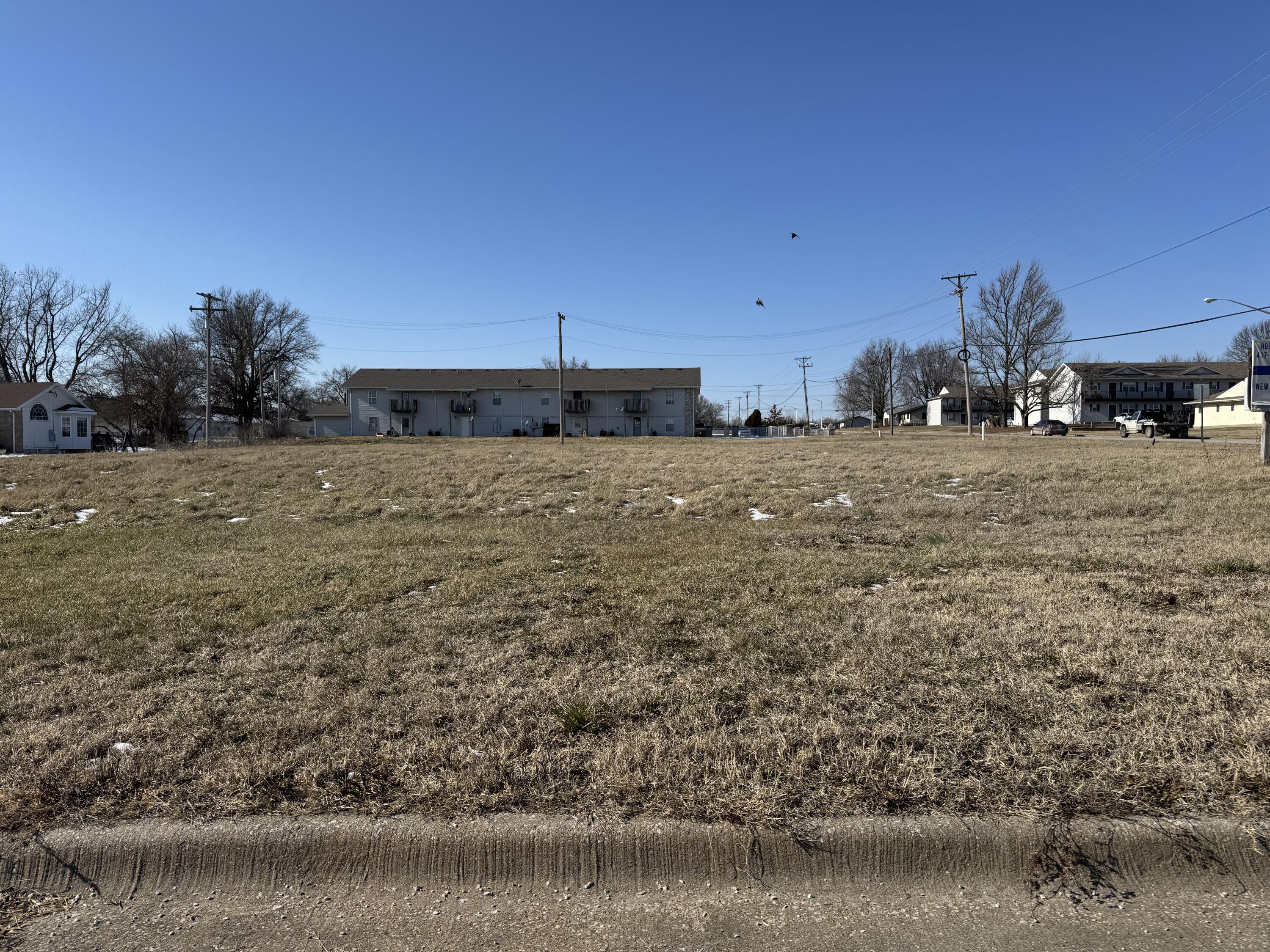 000 W Aldrich Road — photo