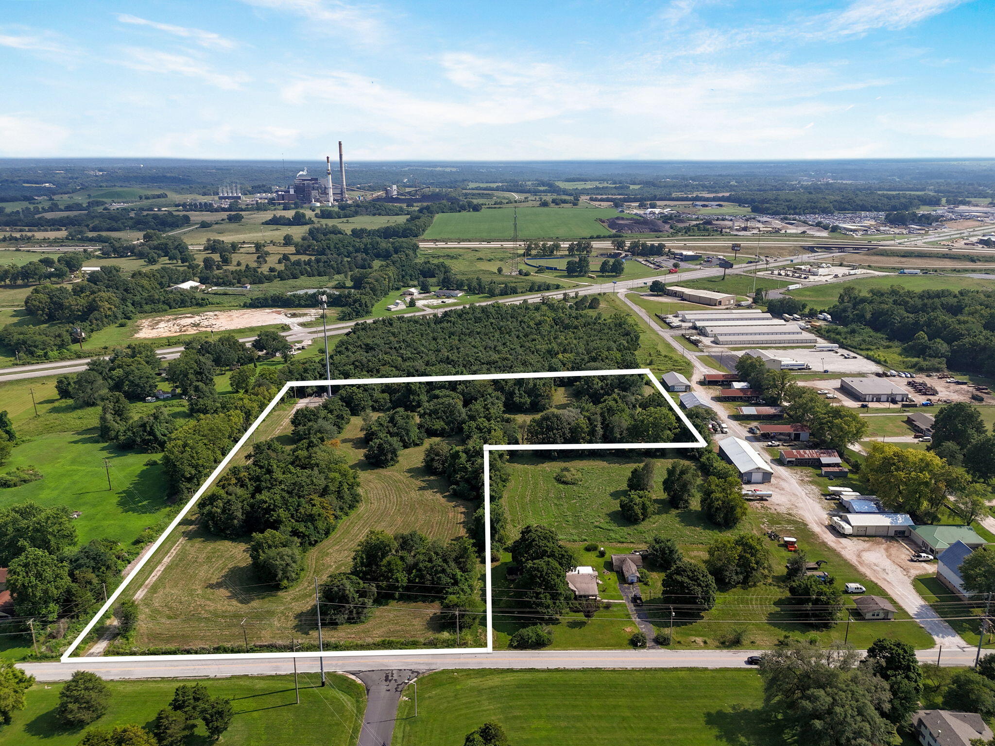 000 W Farm Road 156 — photo