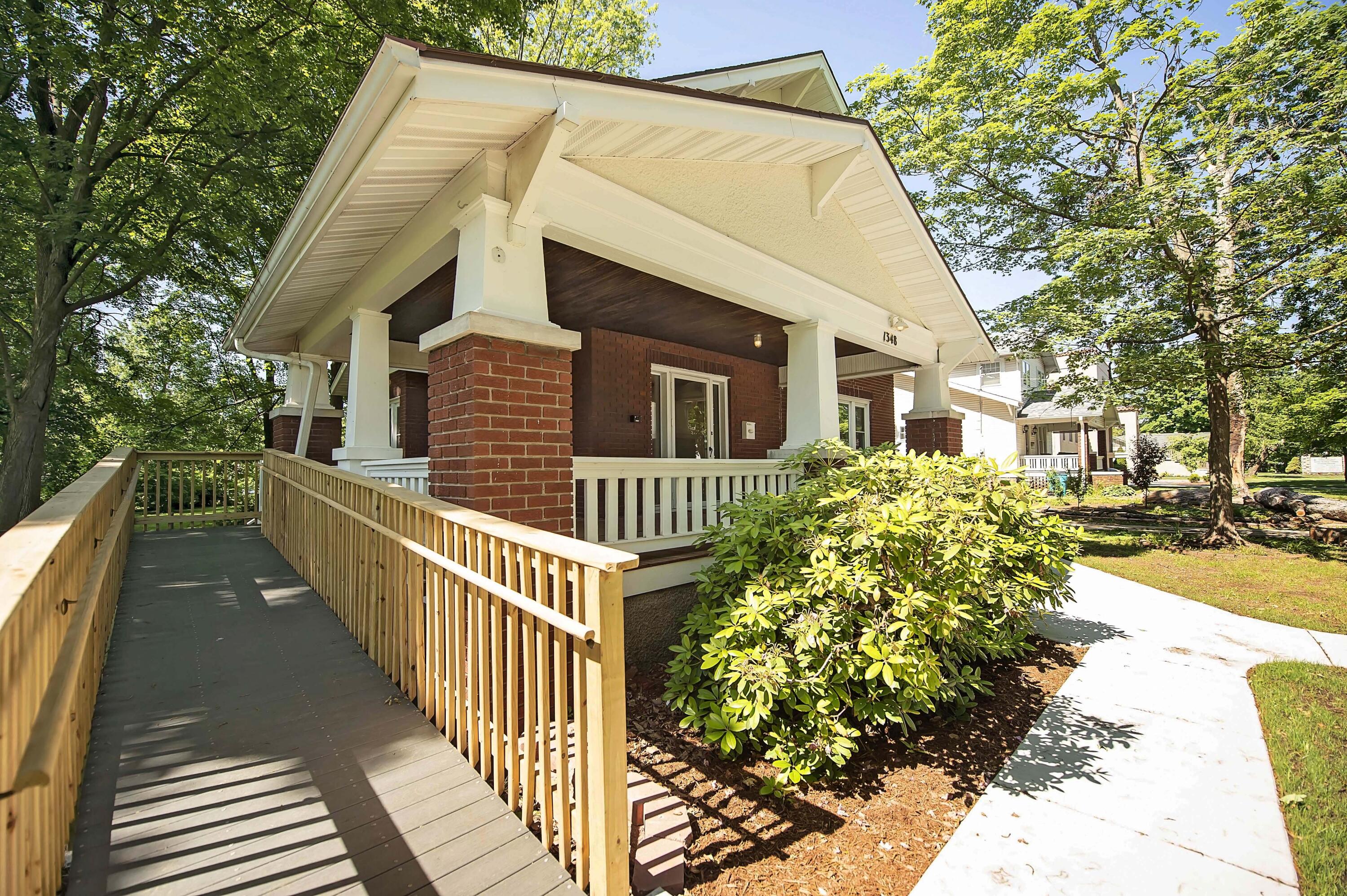 1348 E Cherry Street, Springfield, MO 65802 — photo 2