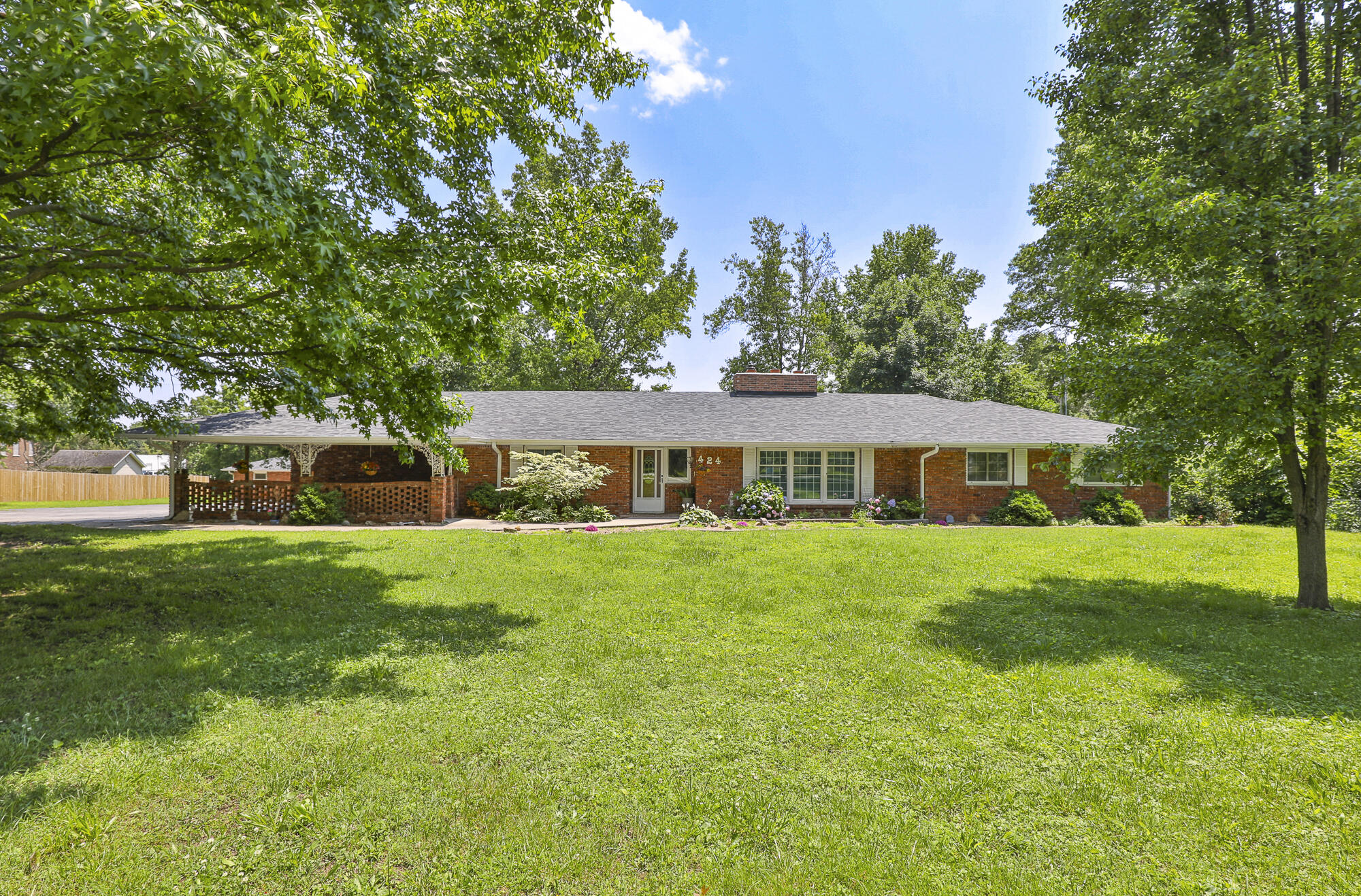 424 W Olive Street — photo