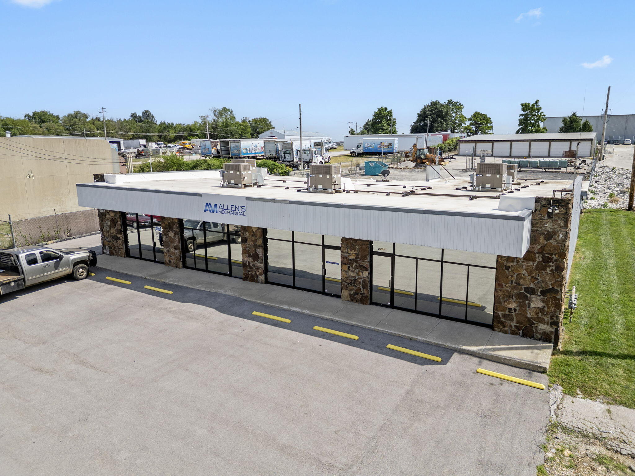 2752 E Kearney Street — photo