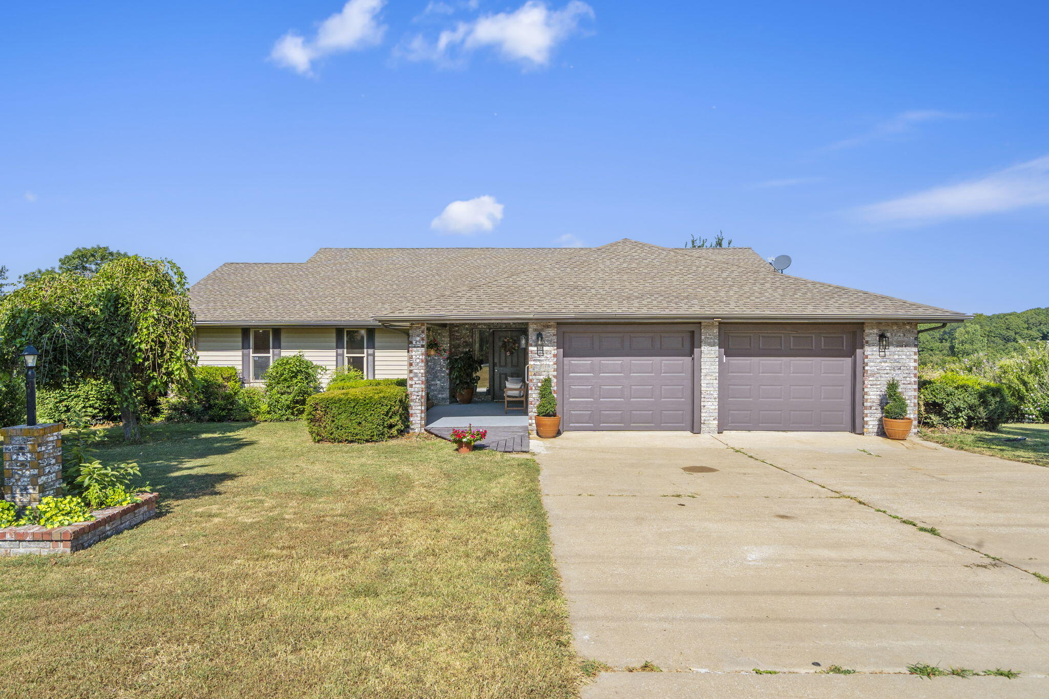 1188 Hampton Road, Reeds Spring, MO 65737 — photo 2