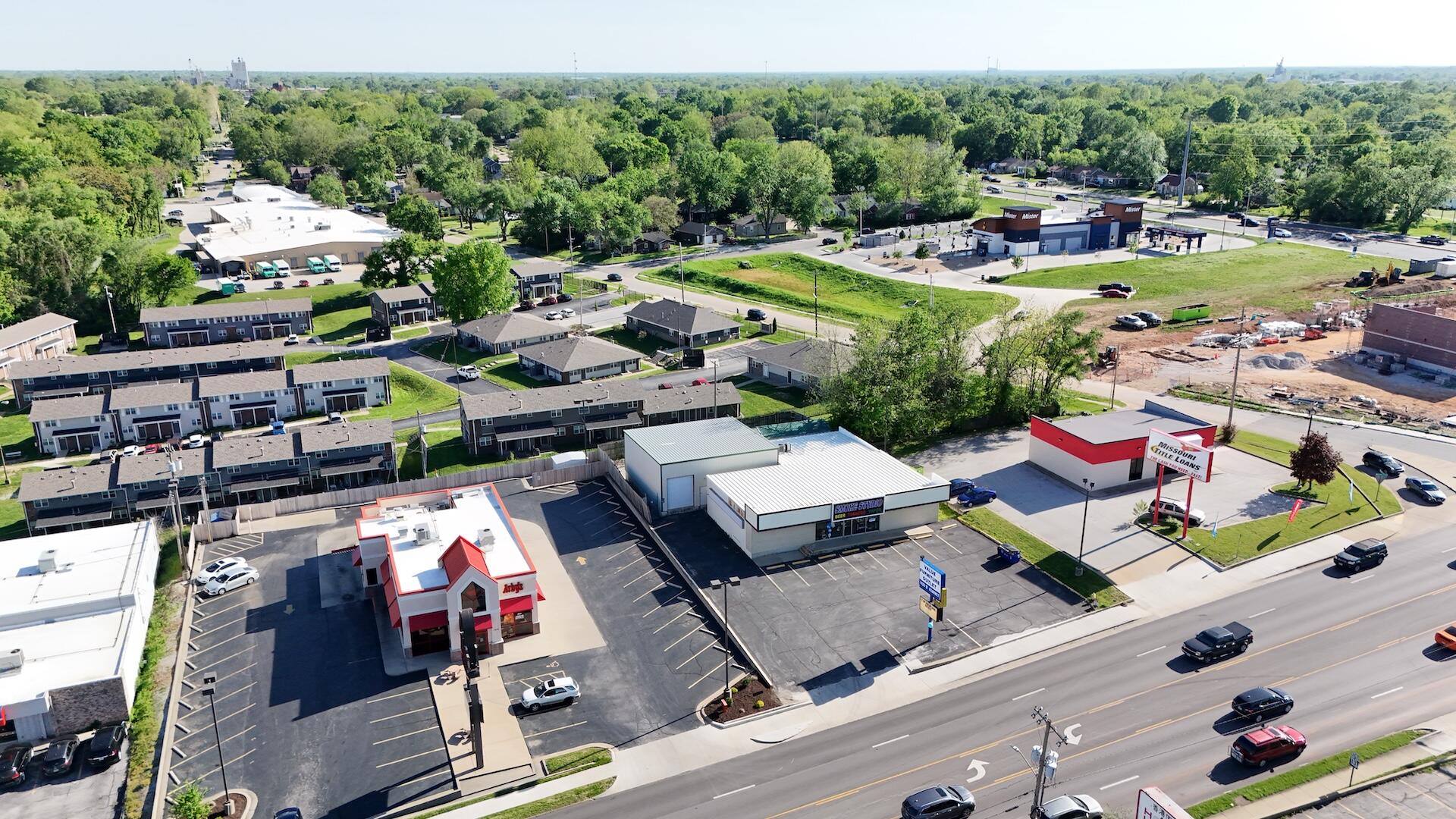 1430 W Kearney Street — photo