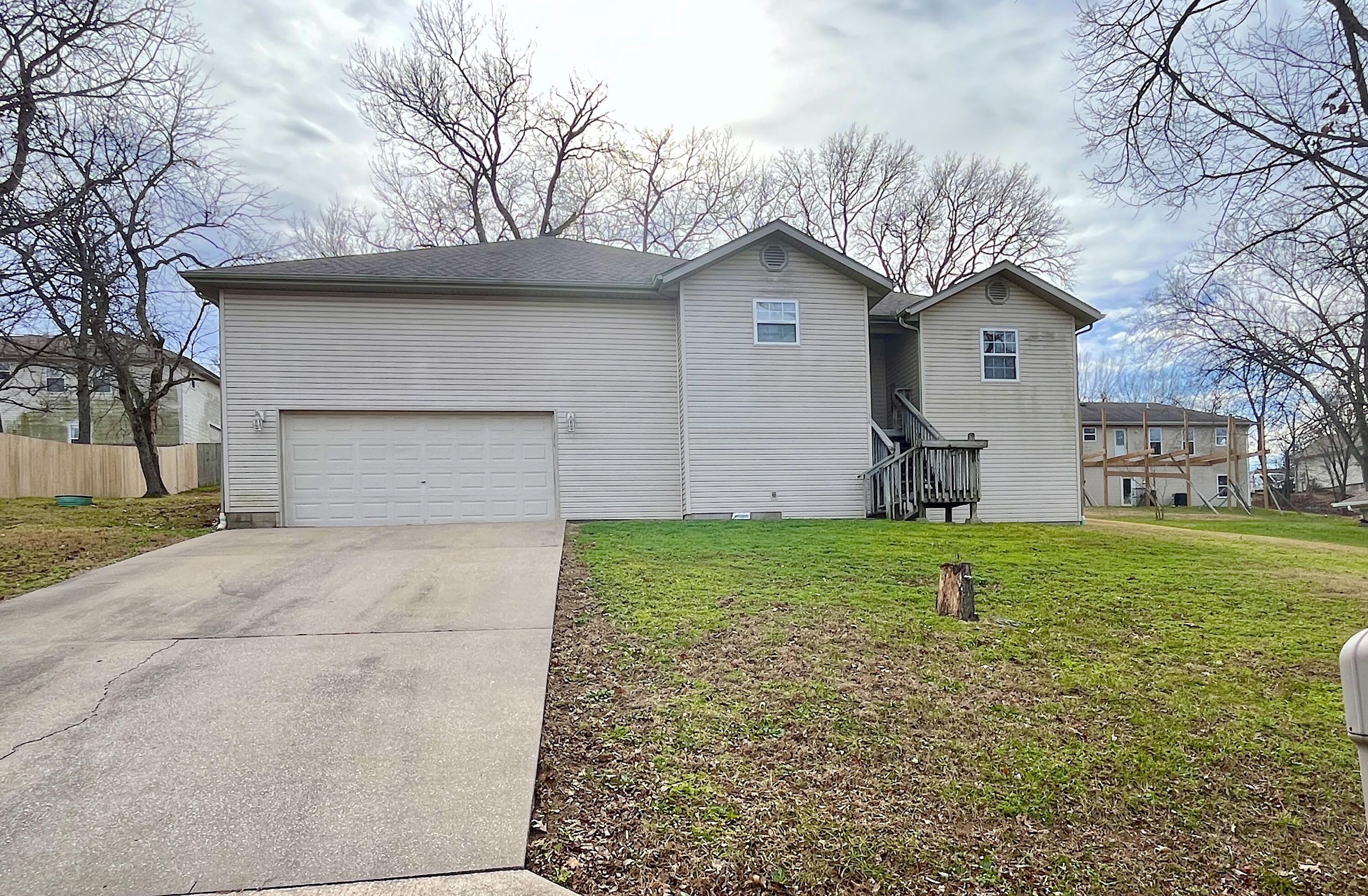 134 Wright Road, Reeds Spring, MO 65737