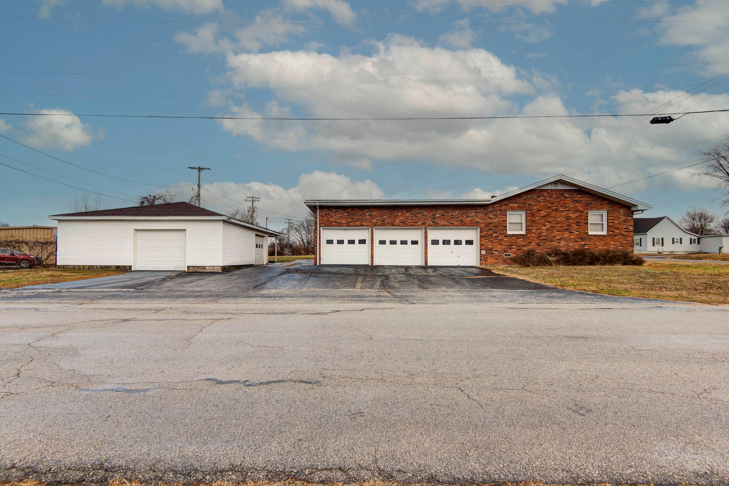 309 S Miller Road — photo