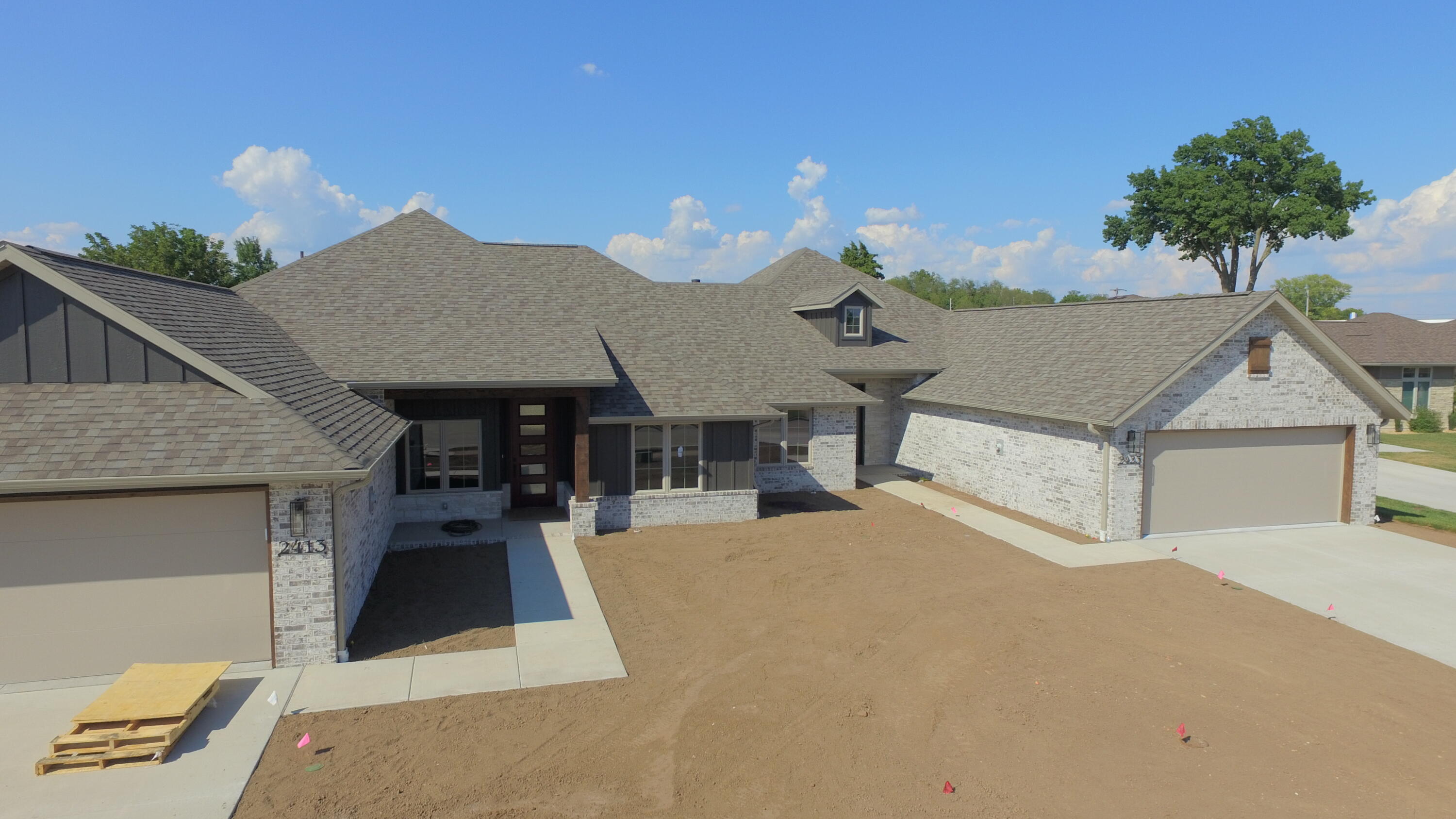 2413 E Swallow Street, Springfield, MO 65804 — photo 3