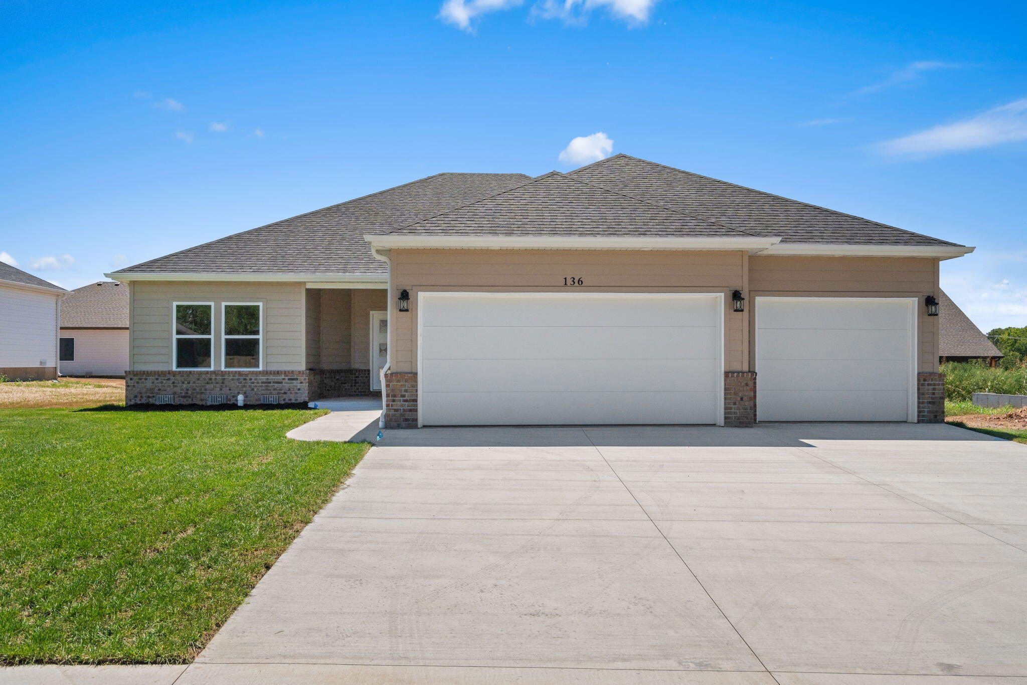 136 E Kelce Lane, Republic, MO 65738 — photo 2
